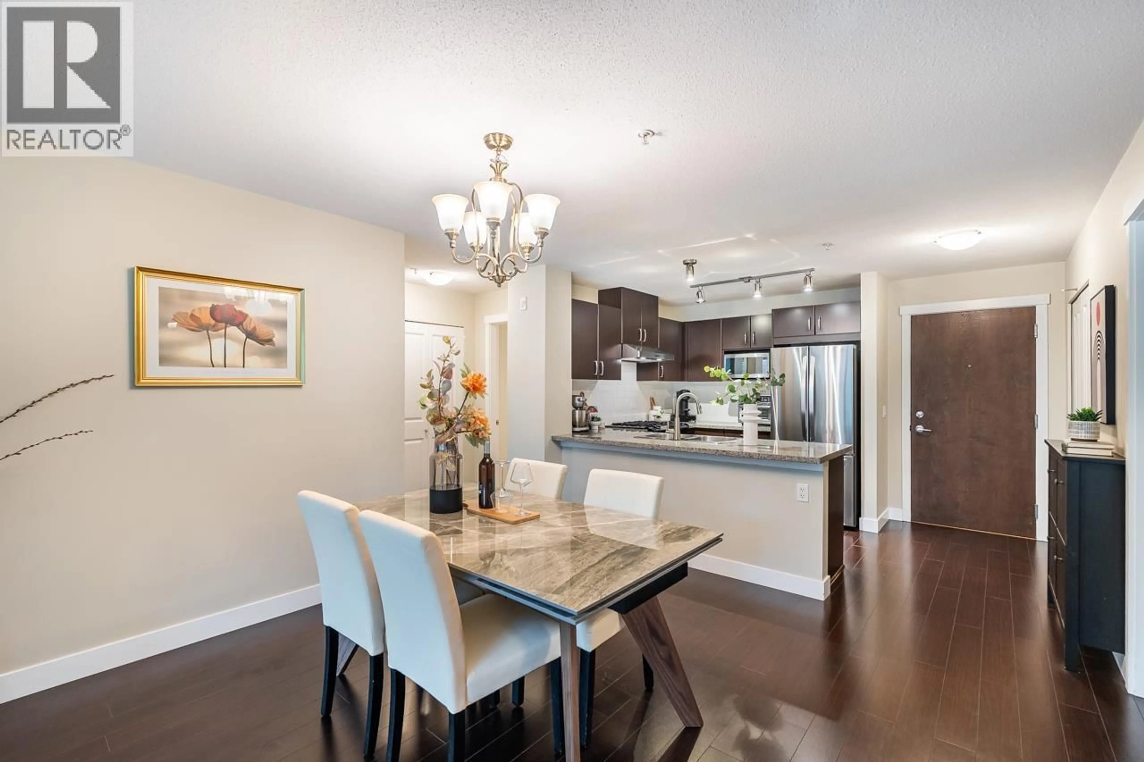 Dining room, wood/laminate floor for 302 - 3110 DAYANEE SPRINGS BOULEVARD, Coquitlam British Columbia V3E2B4