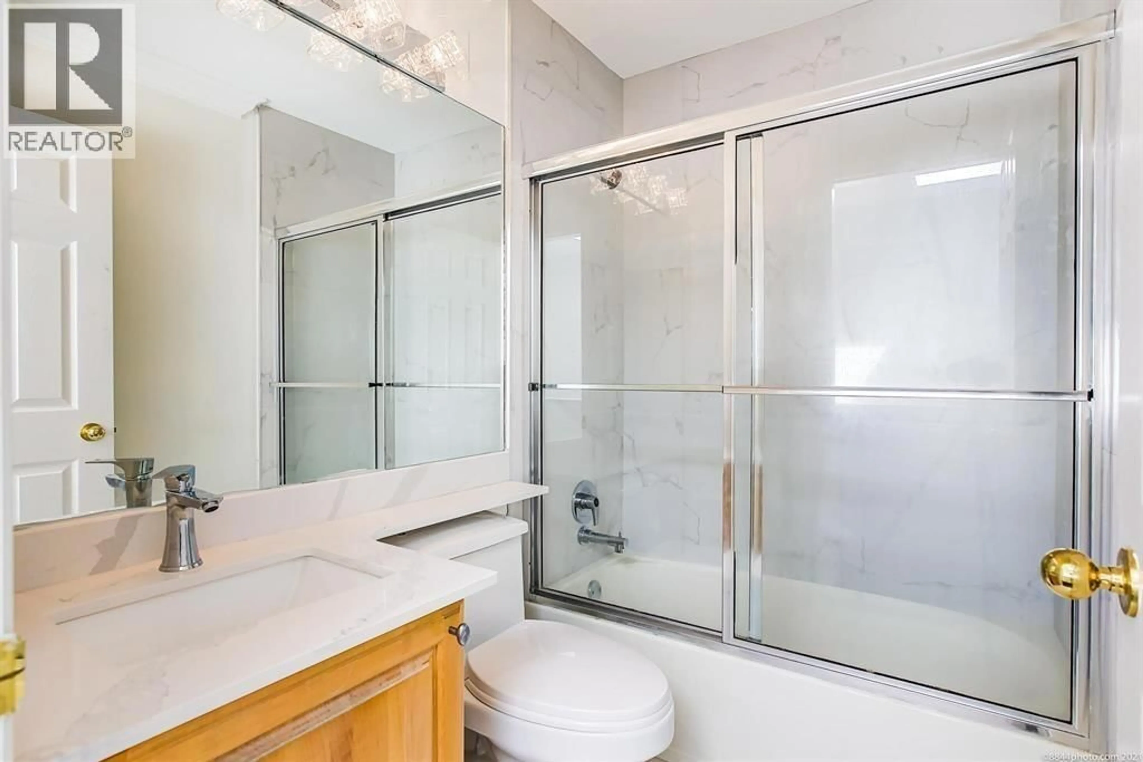Standard bathroom, unknown for 65 - 11571 THORPE ROAD, Richmond British Columbia V6X3Z4