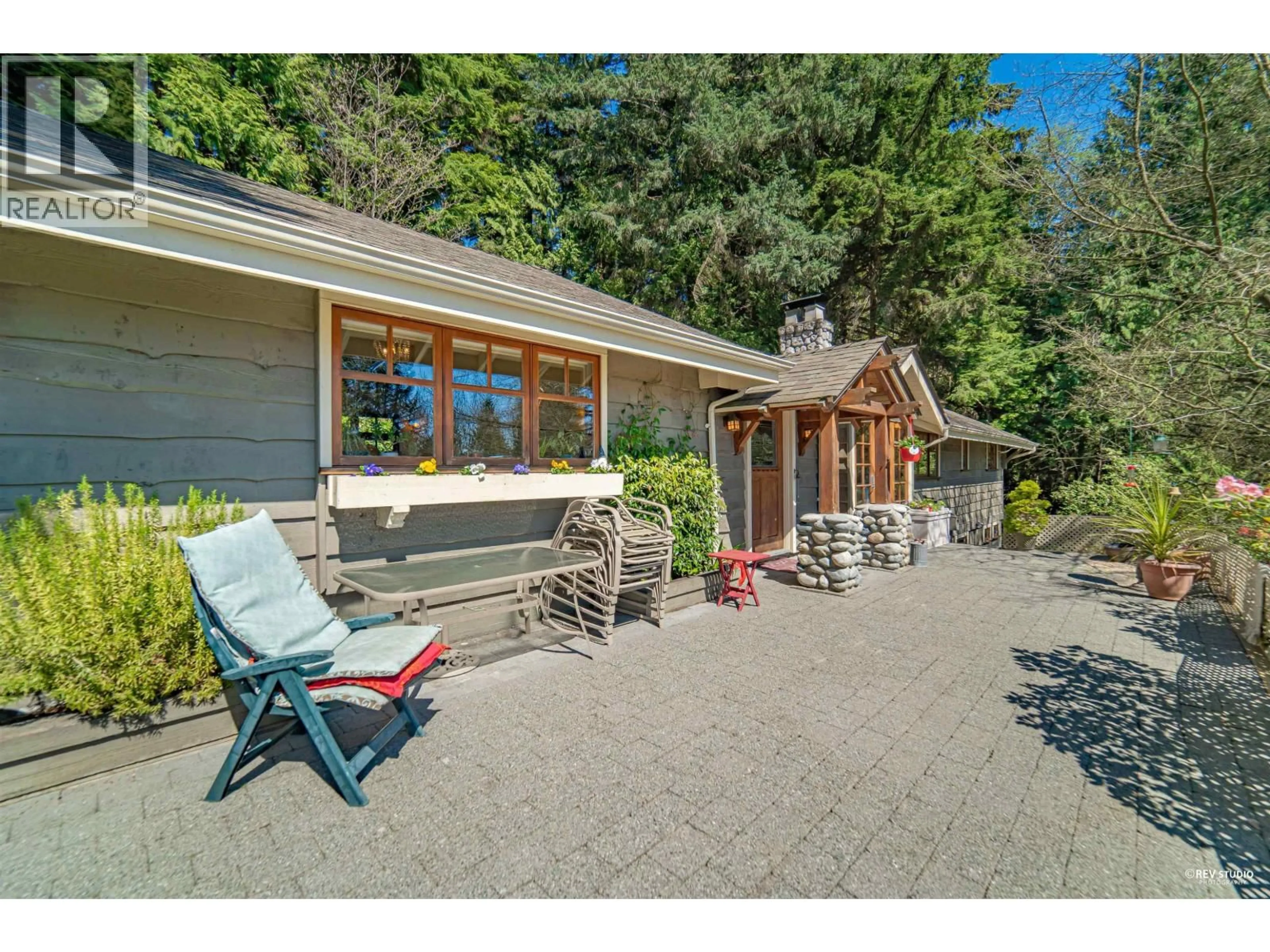 Patio, water/lake/river/ocean view for 2261 GISBY STREET, West Vancouver British Columbia V7V4N5