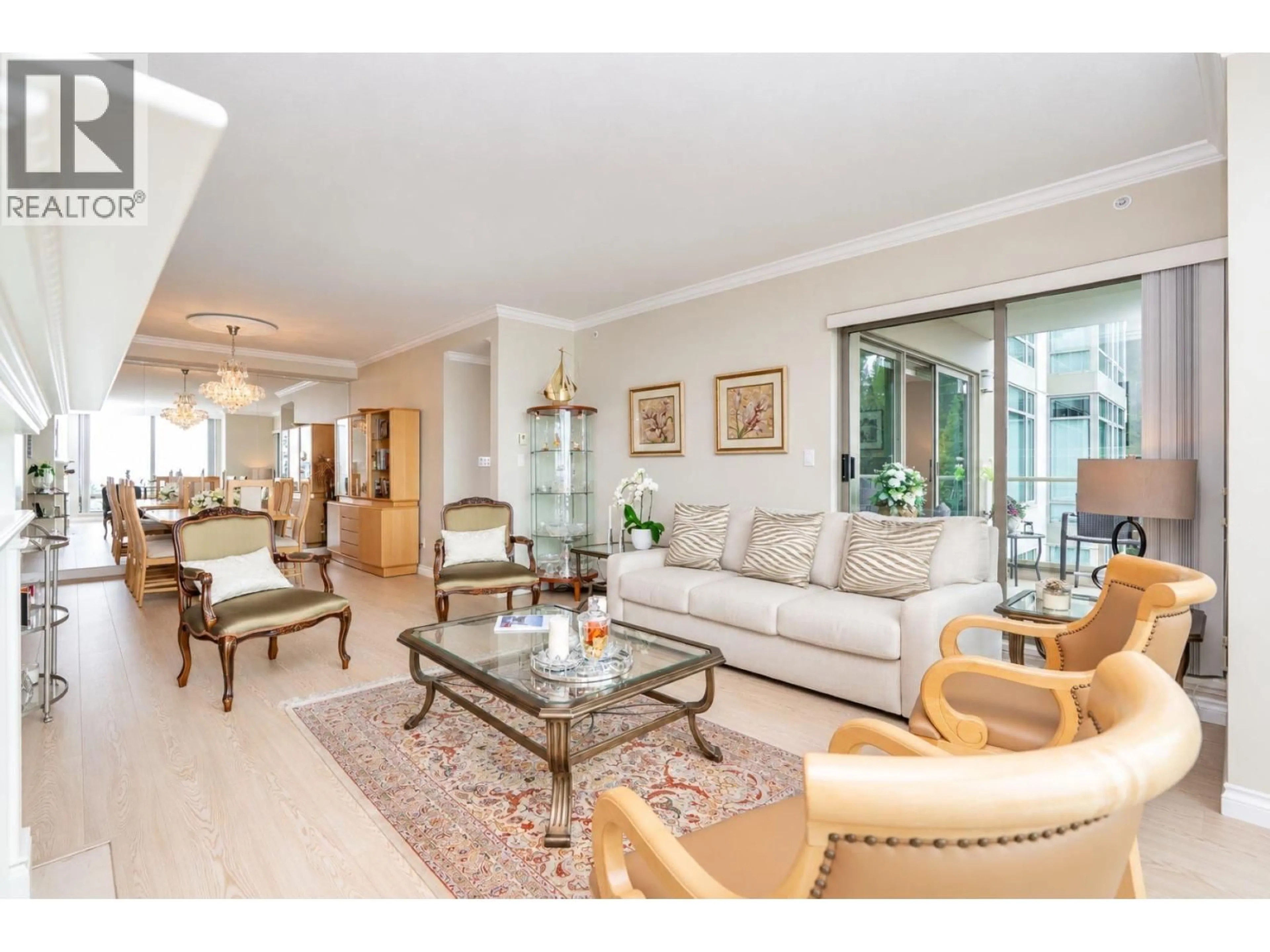 Living room with furniture, unknown for 402 - 3131 DEER RIDGE DRIVE, West Vancouver British Columbia V7S4W1