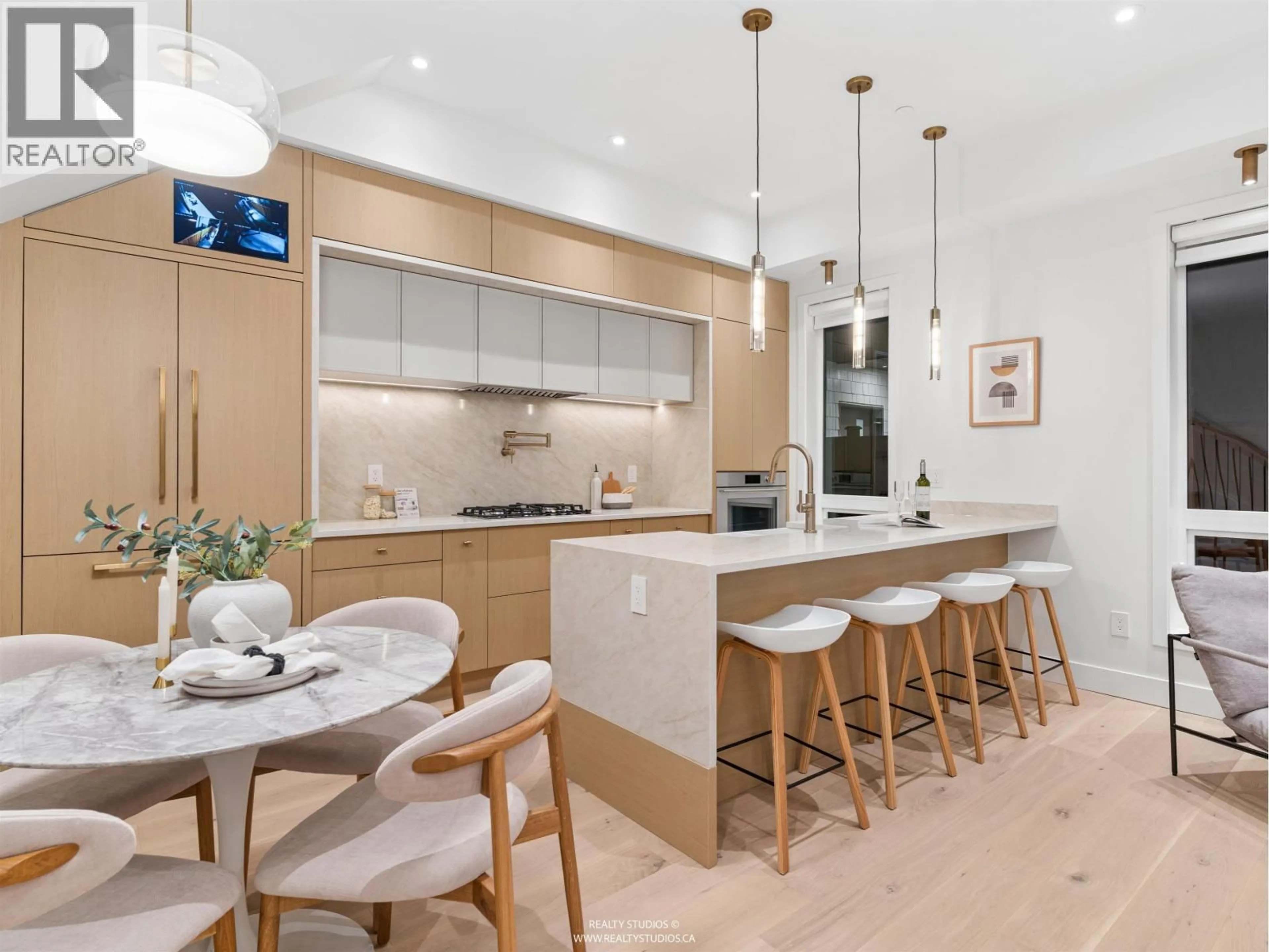Contemporary kitchen, unknown for 1 - 2541 2ND AVENUE, Vancouver British Columbia V5M1C7
