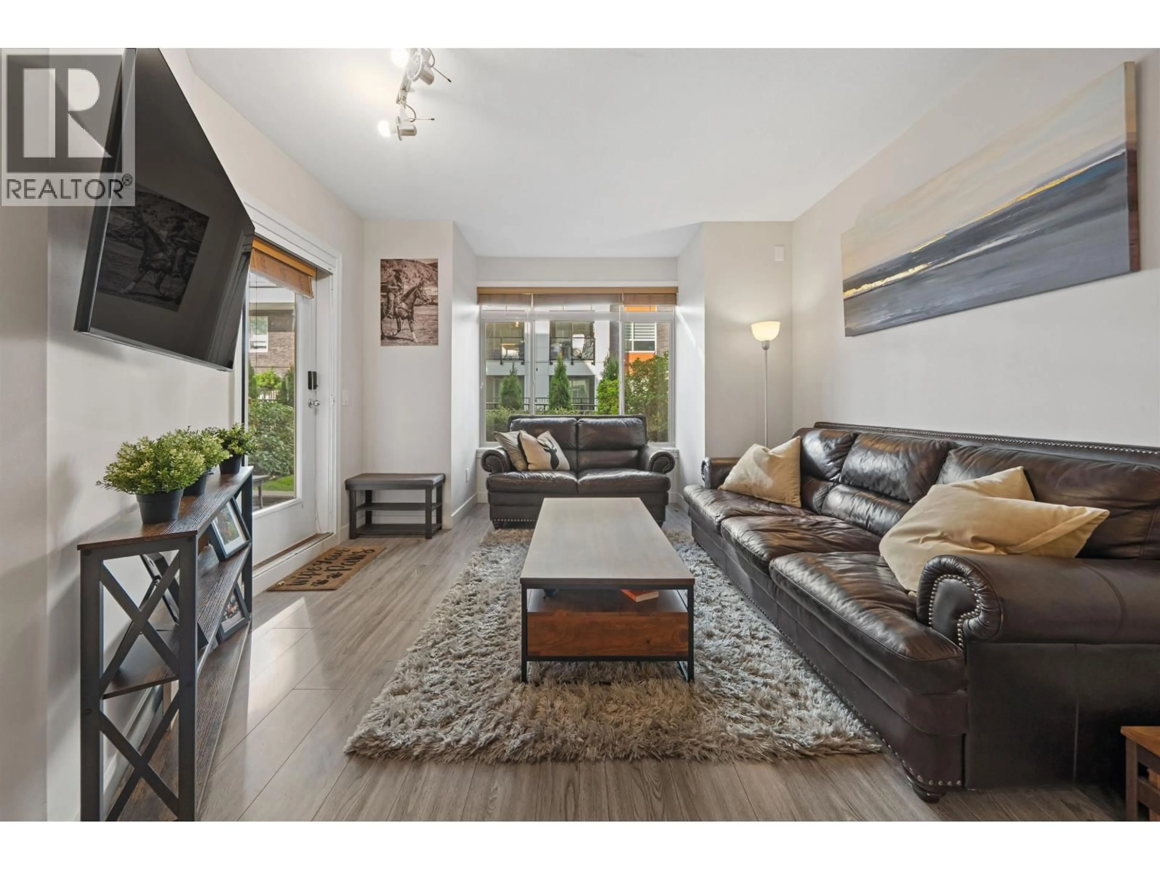 Living room with furniture, unknown for 114 - 11887 BURNETT STREET, Maple Ridge British Columbia V2X6P6