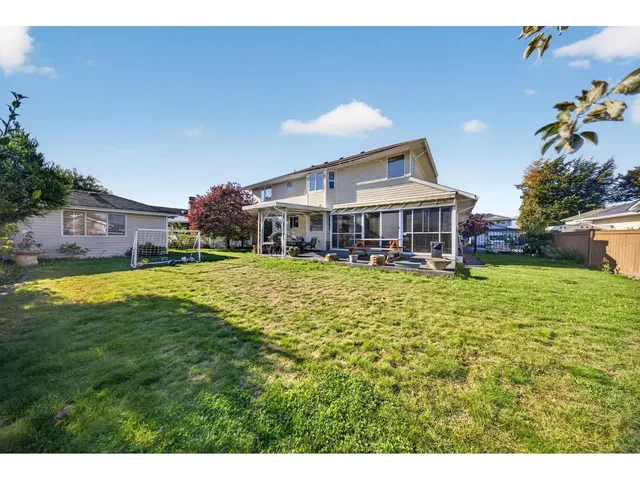 6973 COACH LAMP DRIVE, Chilliwack 4