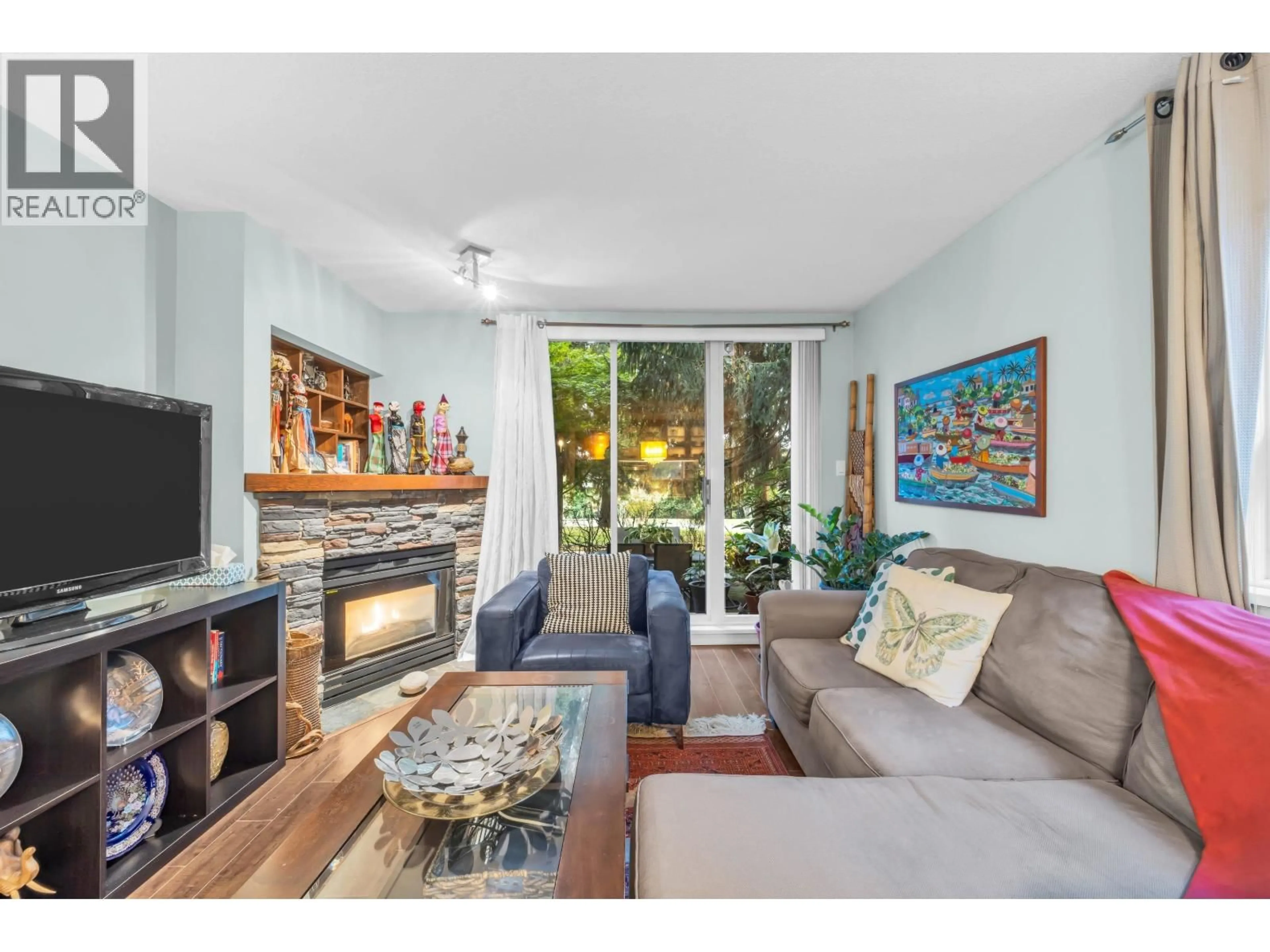 Living room with furniture, unknown for 5 - 7077 BERESFORD STREET, Burnaby British Columbia V5E4J5