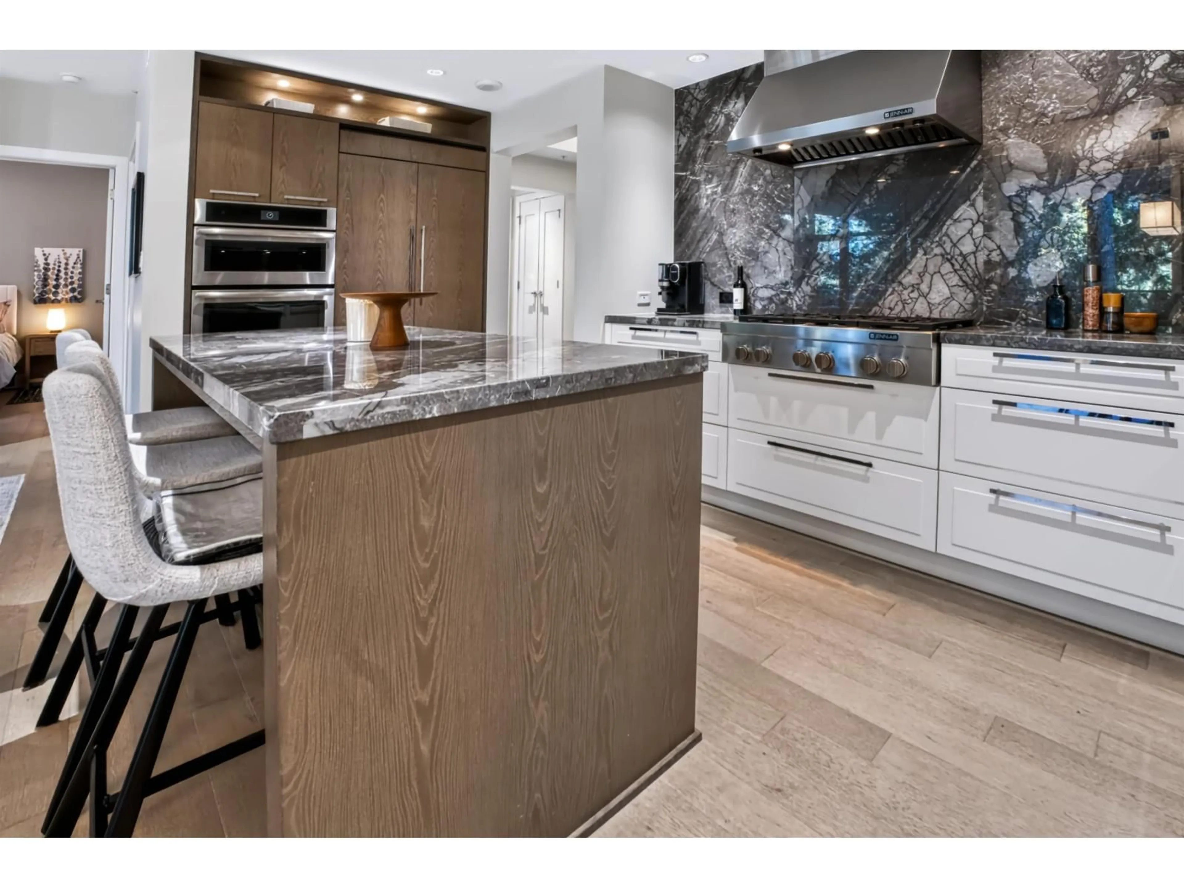 Unknown for 206 - 1501 VIDAL STREET, White Rock British Columbia V4B0B5