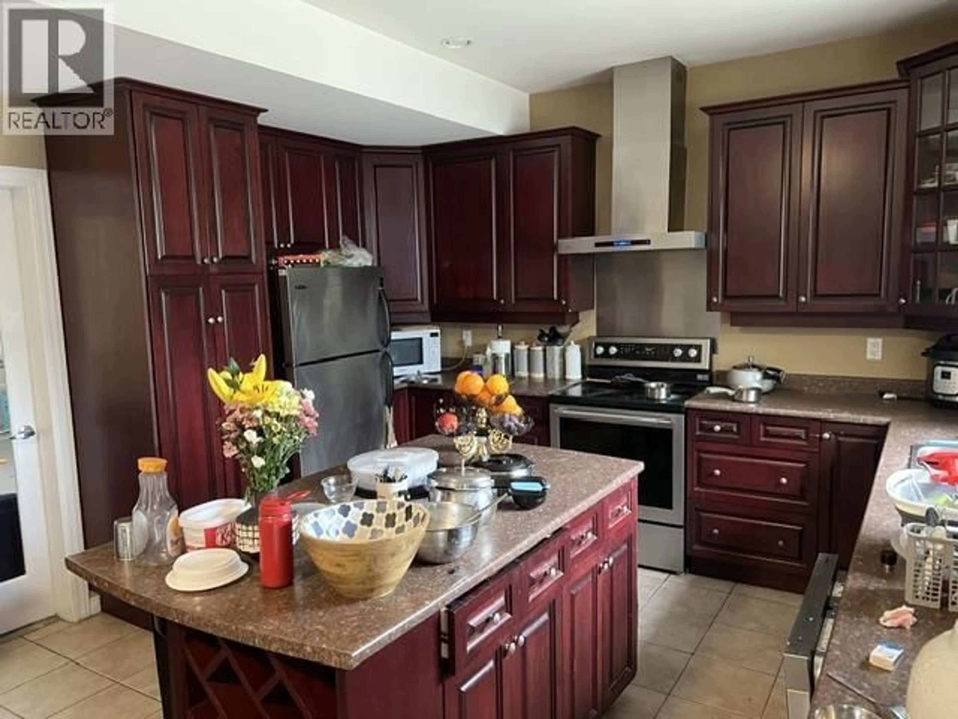 Open concept kitchen, ceramic/tile floor for 3411 CATALINA CRESCENT, Richmond British Columbia V7B1E3