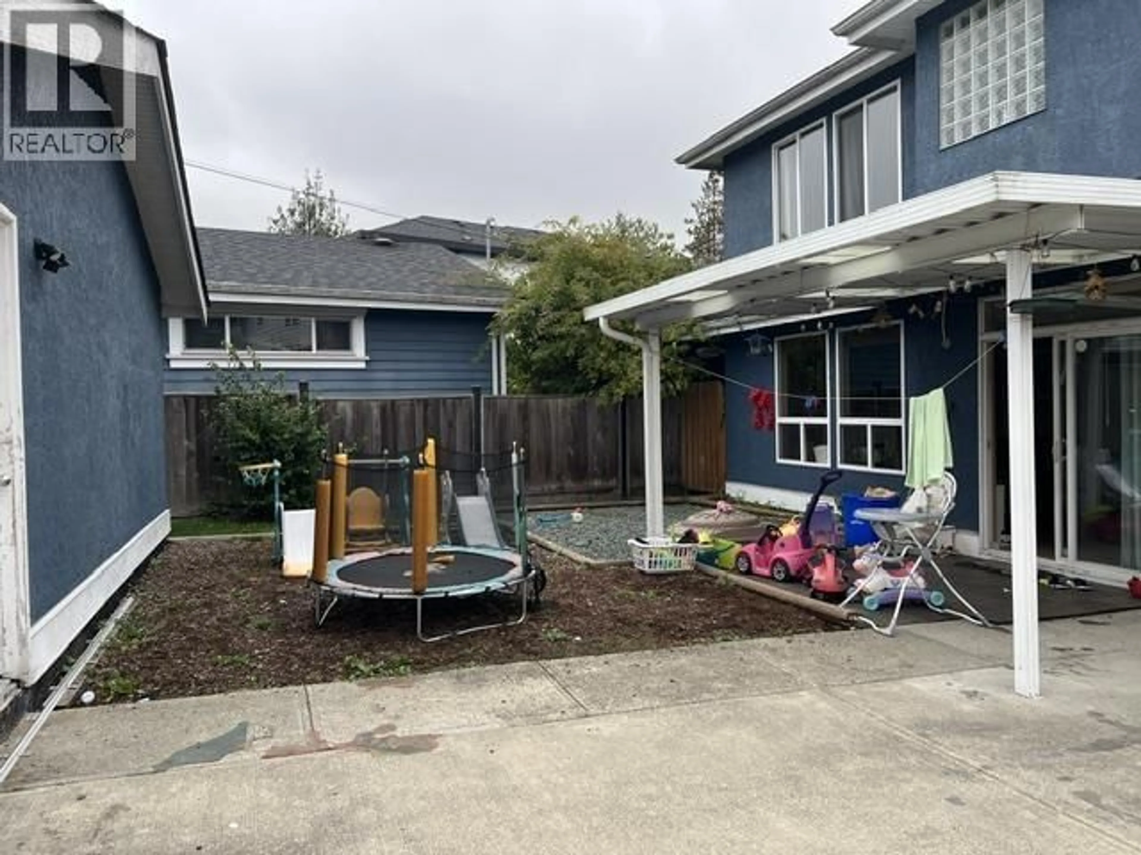 A pic from outside/outdoor area/front of a property/back of a property/a pic from drone, street for 3411 CATALINA CRESCENT, Richmond British Columbia V7B1E3