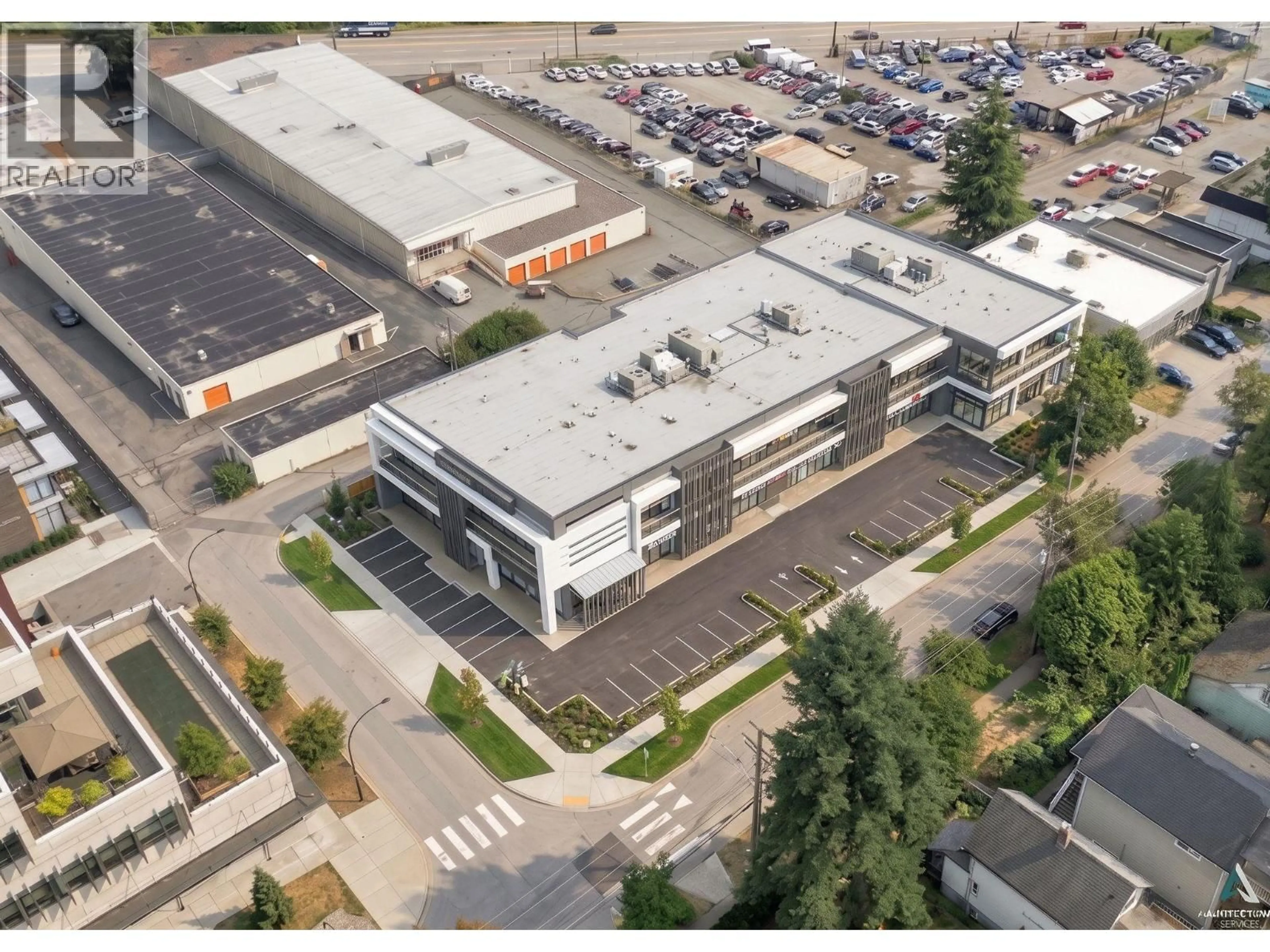A pic from outside/outdoor area/front of a property/back of a property/a pic from drone, building for 452 ROUSSEAU STREET, New Westminster British Columbia V3L3R3