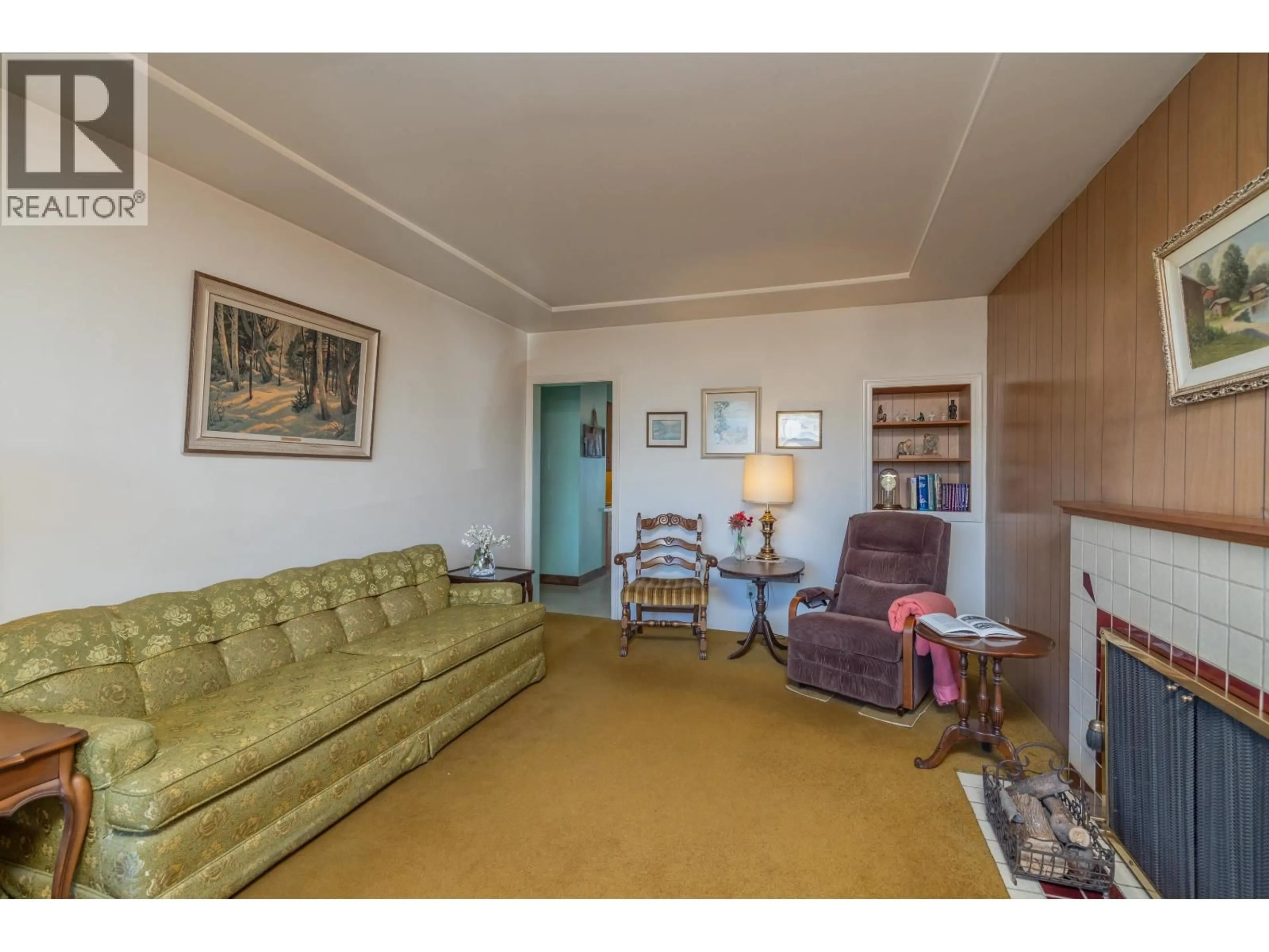 Unknown for 3368 PARKER STREET, Vancouver British Columbia V5K2V9