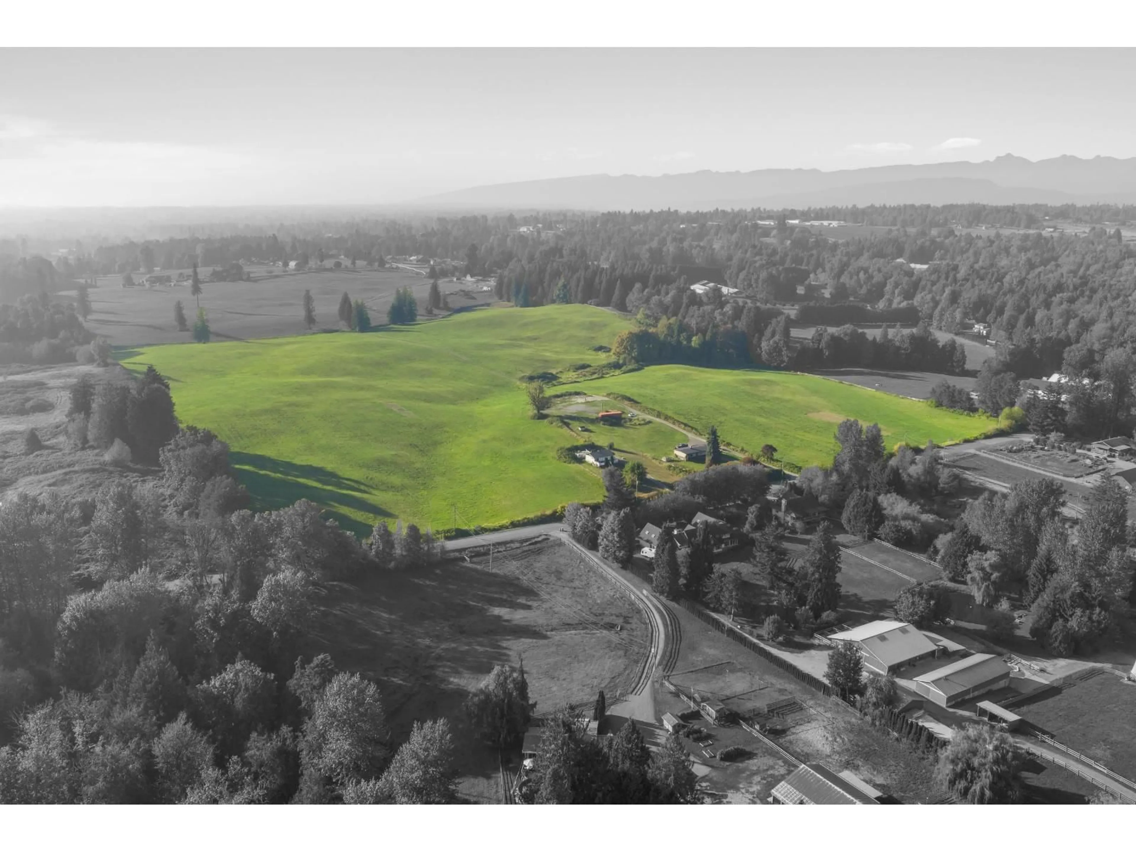 A pic from outside/outdoor area/front of a property/back of a property/a pic from drone, mountain view for 6077 ROSS ROAD, Abbotsford British Columbia V4X1Z1