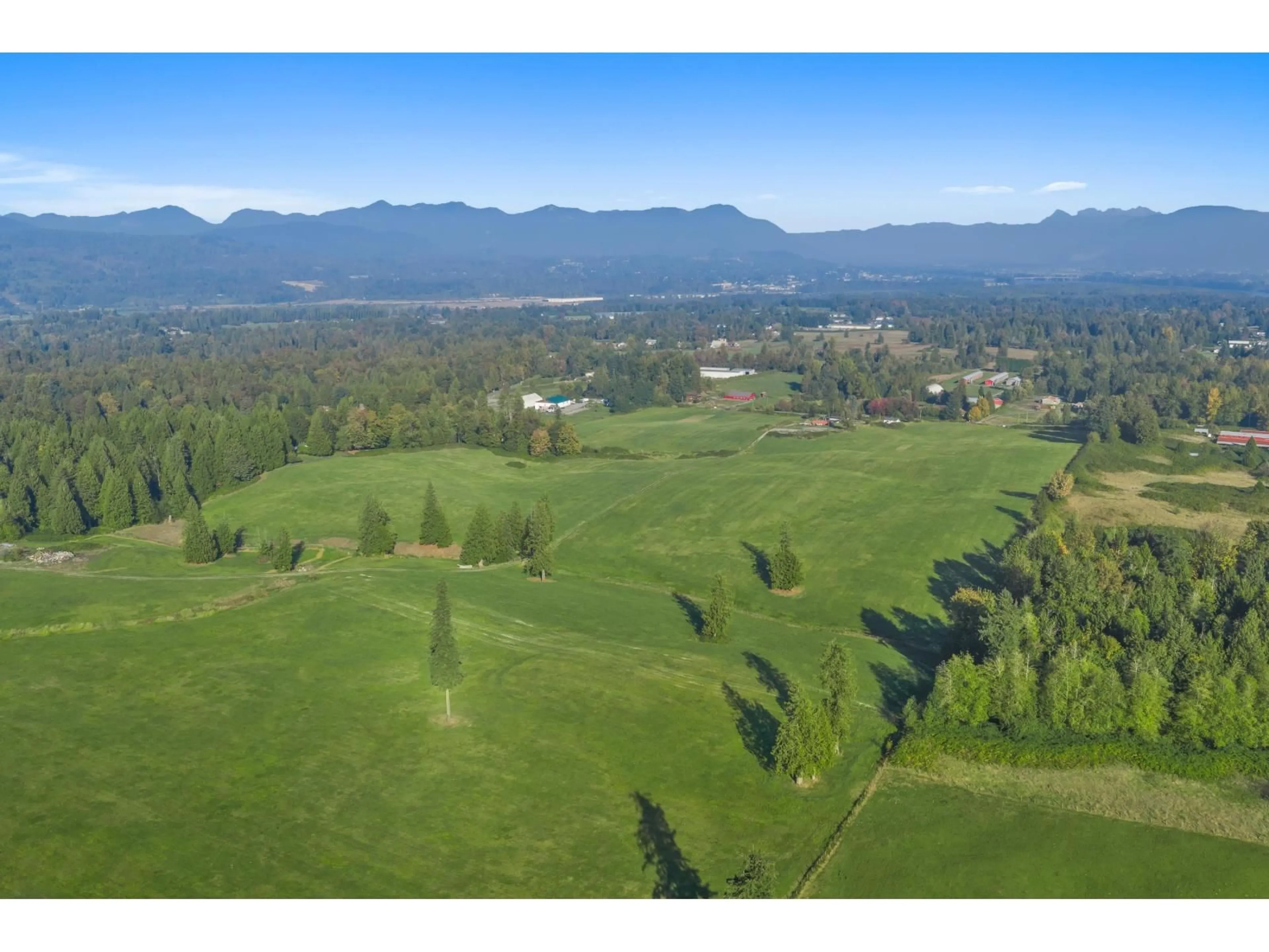 A pic from outside/outdoor area/front of a property/back of a property/a pic from drone, mountain view for 6077 ROSS ROAD, Abbotsford British Columbia V4X1Z1
