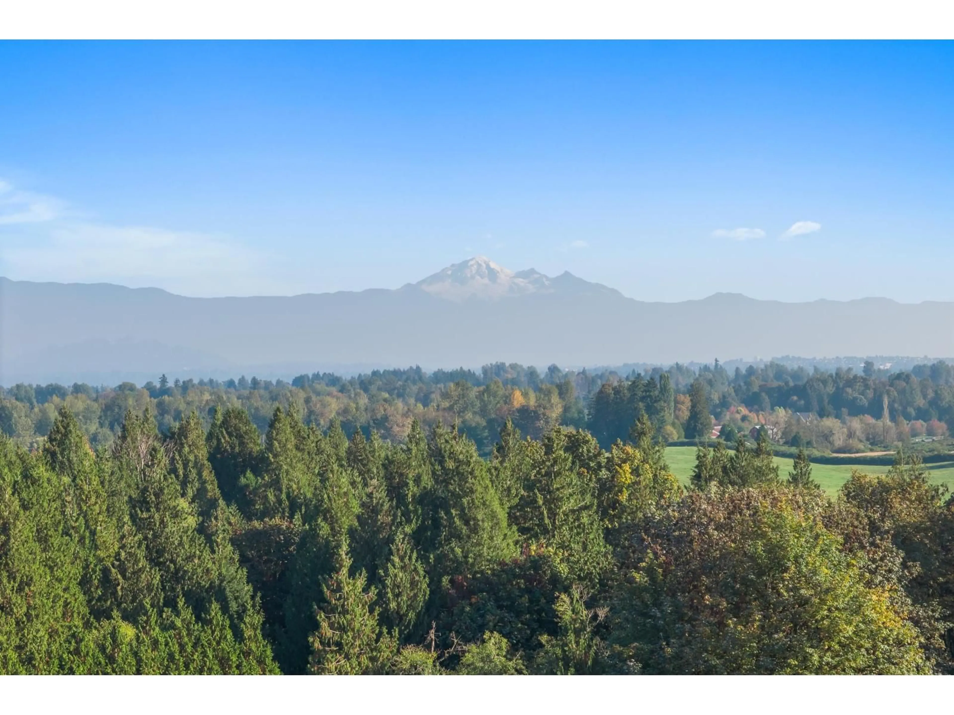 A pic from outside/outdoor area/front of a property/back of a property/a pic from drone, mountain view for 6077 ROSS ROAD, Abbotsford British Columbia V4X1Z1