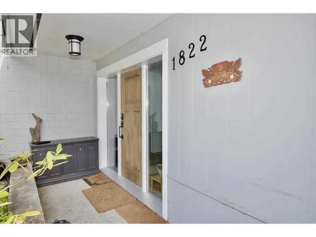 1822 HALL ROAD, Sechelt 5