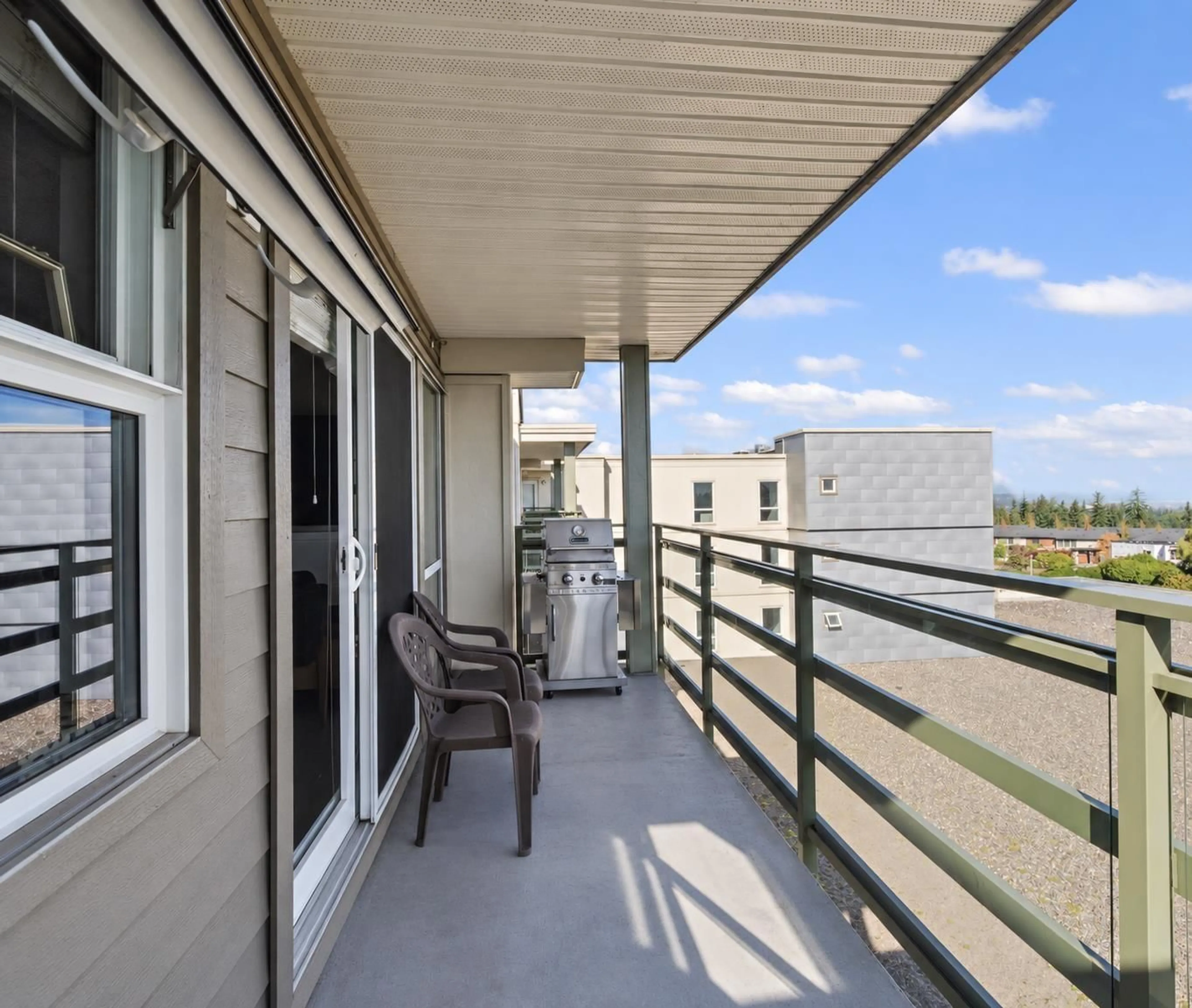 Balcony in the apartment, unknown for 410 - 15745 CROYDON DRIVE, Surrey British Columbia V3Z2L5