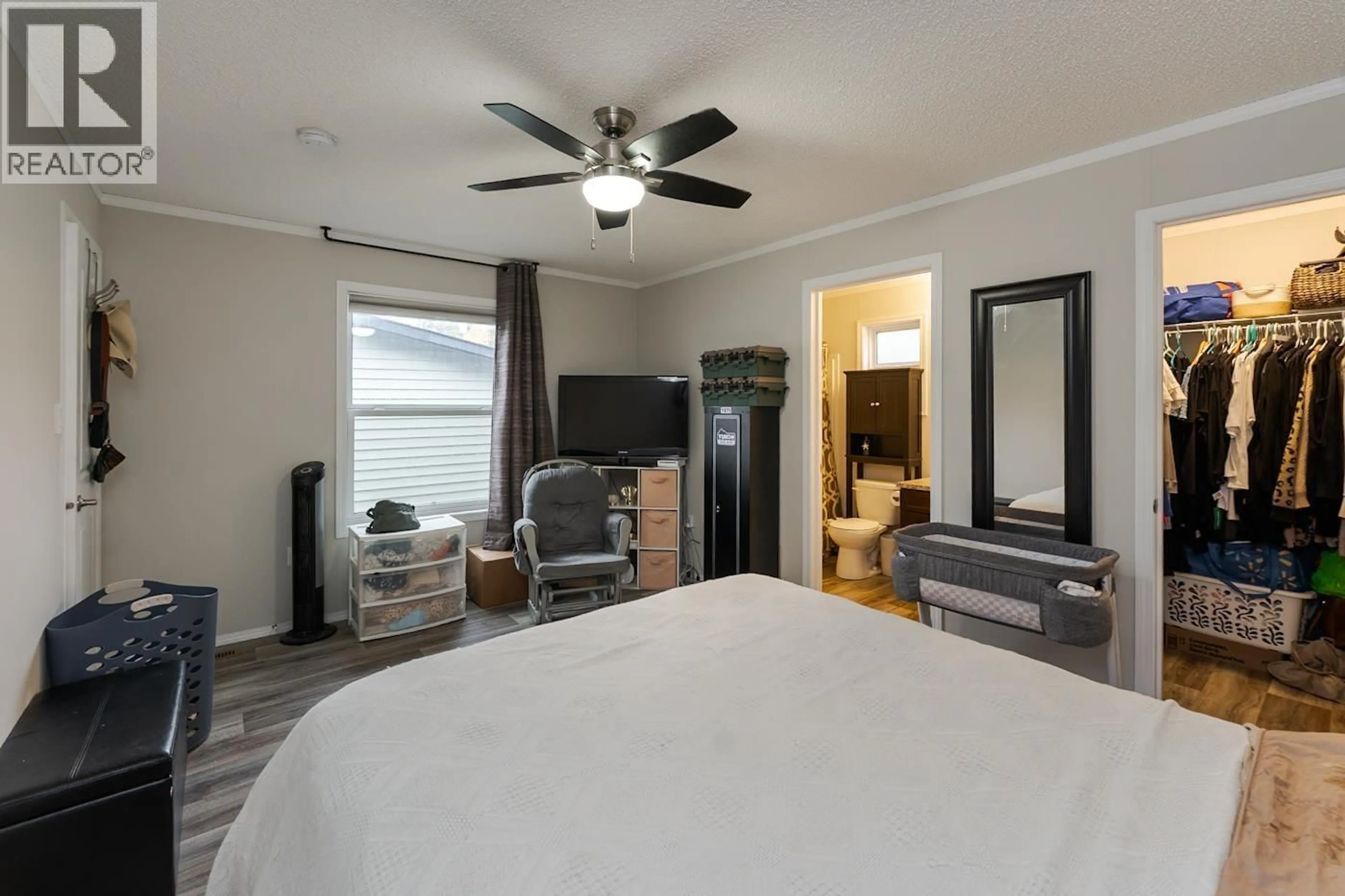 A pic of a room for 44 - 5164 HART HIGHWAY, Prince George British Columbia V2K2A1