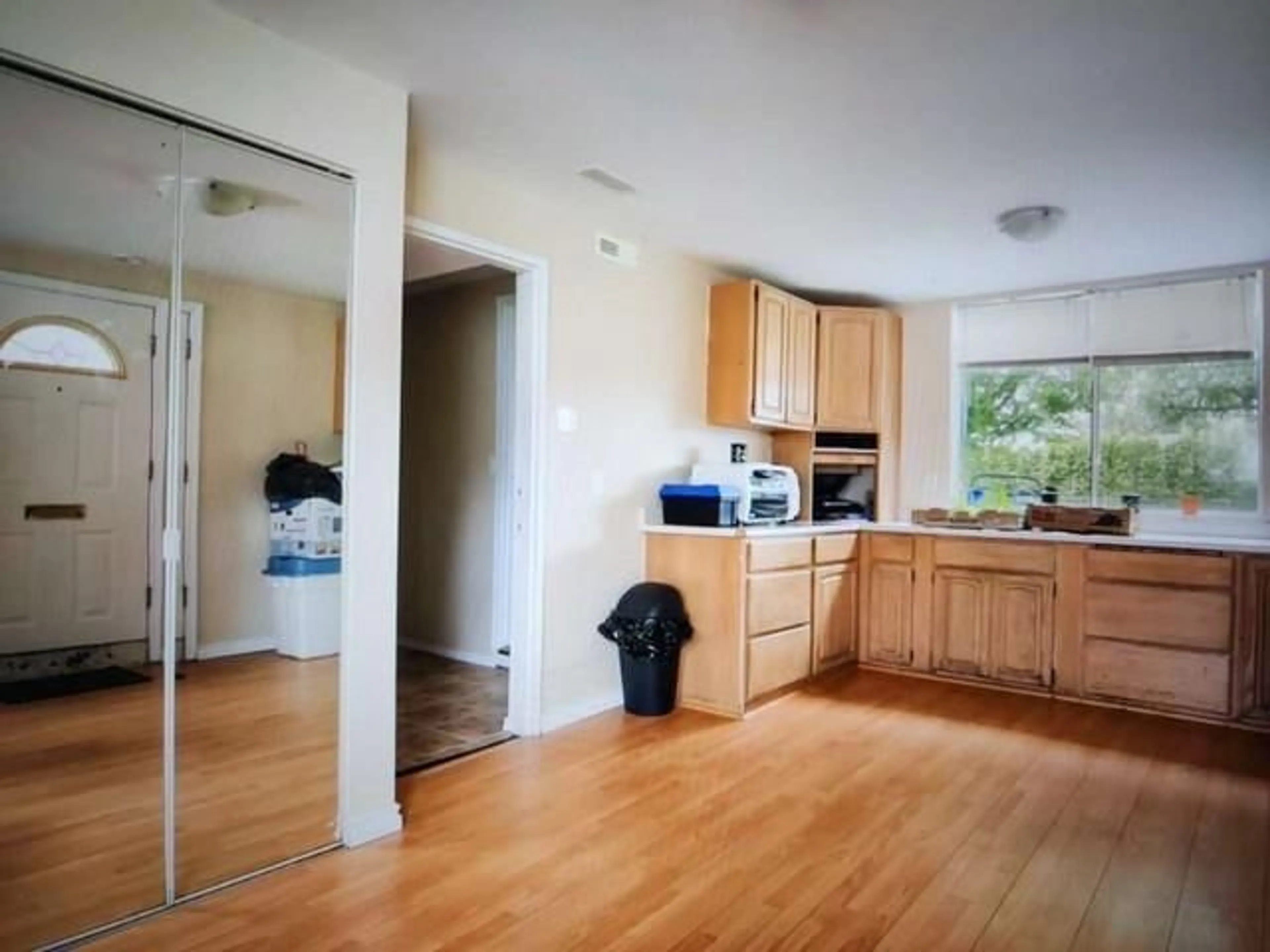 A pic of a room for 20110 53 AVENUE, Langley British Columbia V3A3T9