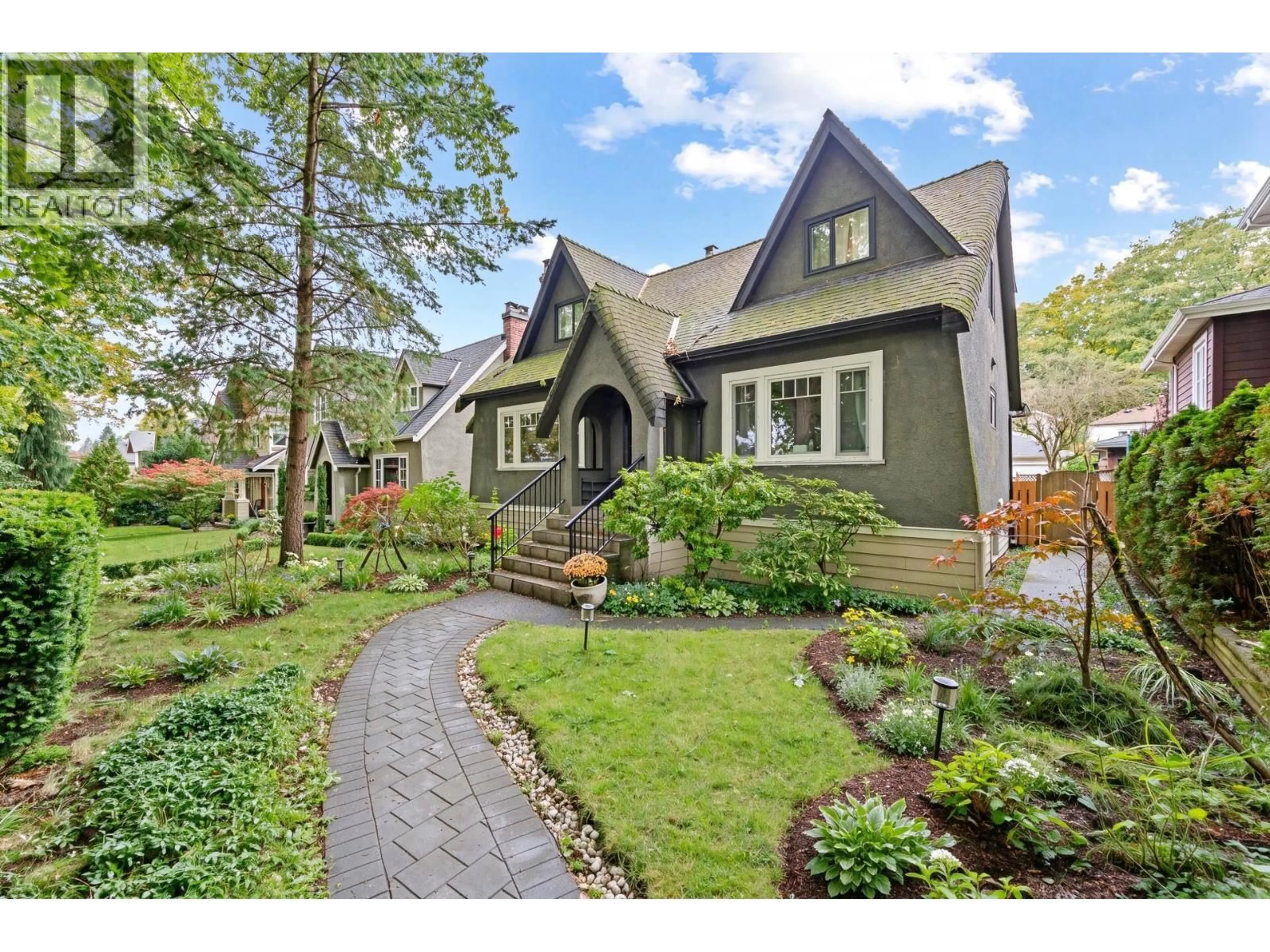 Home with brick exterior material, street for 2923 32ND AVENUE, Vancouver British Columbia V6L2B8
