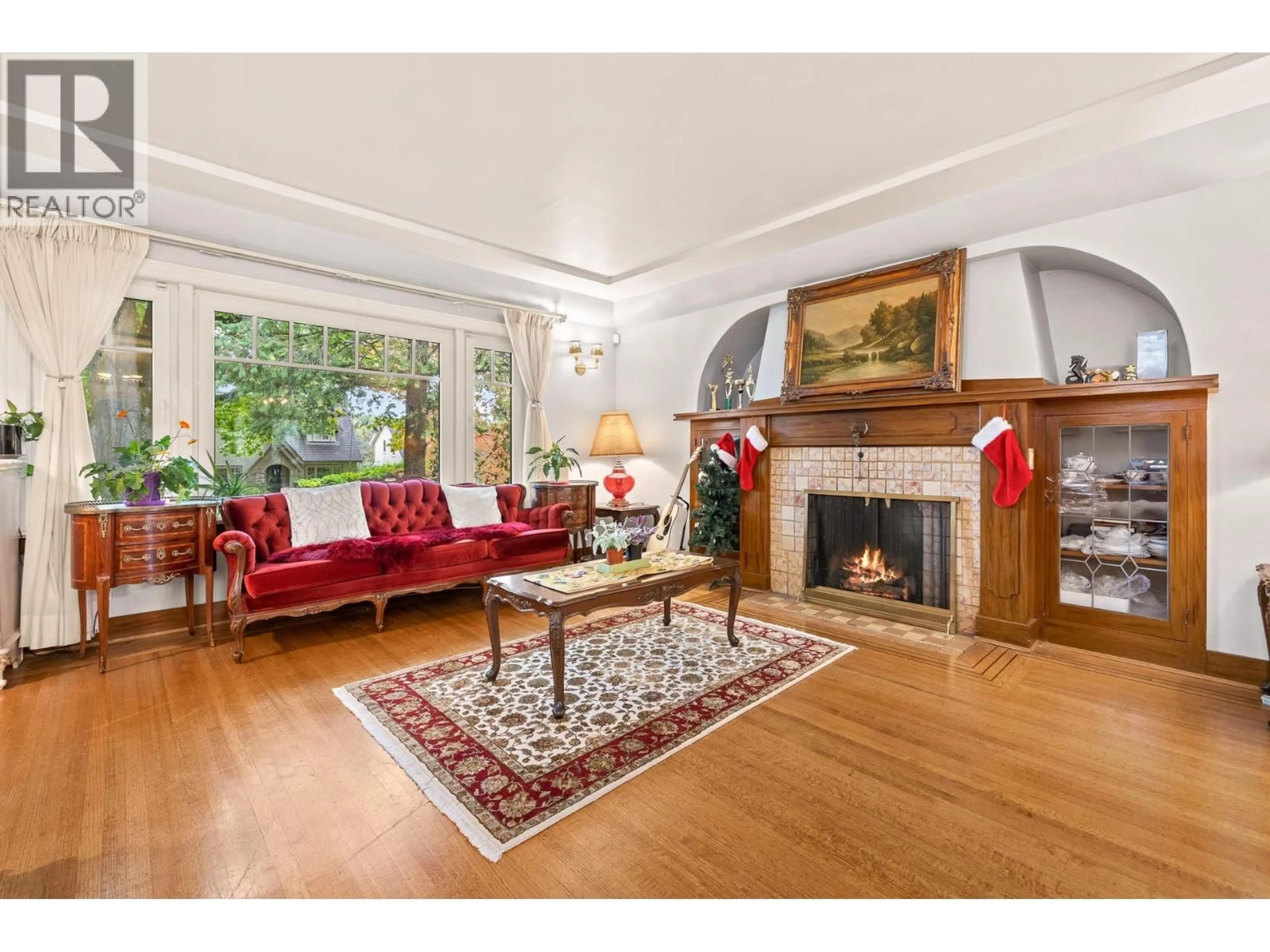 Living room with furniture, unknown for 2923 32ND AVENUE, Vancouver British Columbia V6L2B8