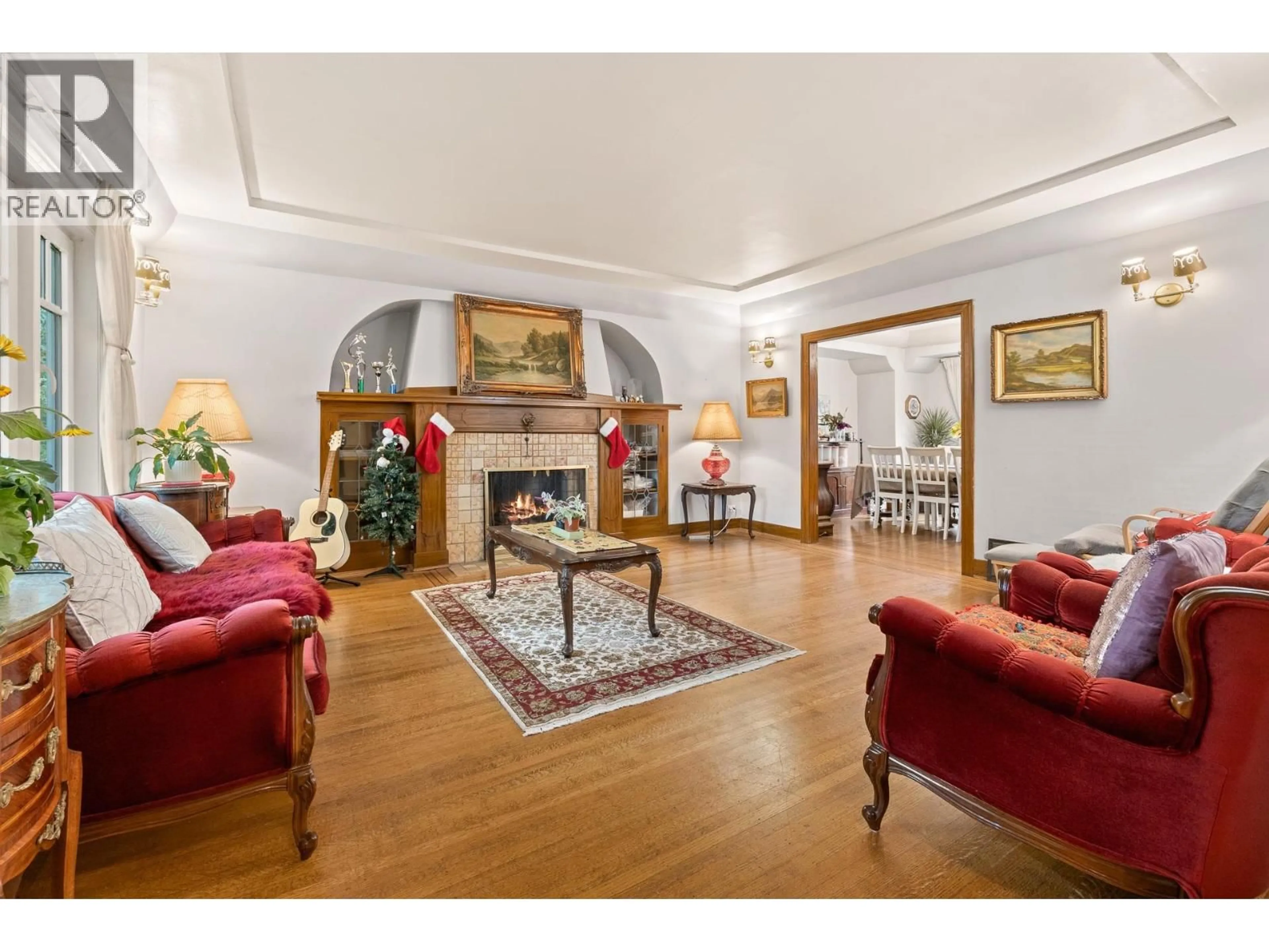 Unknown for 2923 32ND AVENUE, Vancouver British Columbia V6L2B8