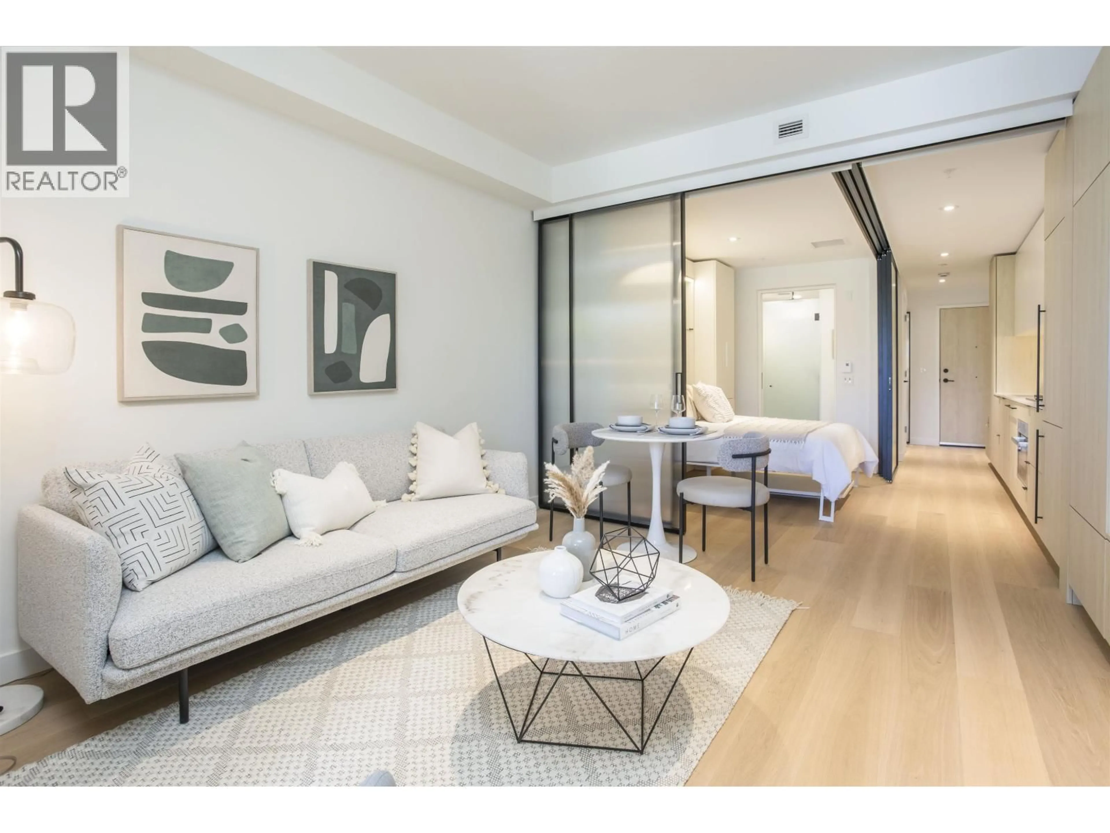 Unknown for 426 - 2471 ST. GEORGE STREET, Vancouver British Columbia V5T1W9