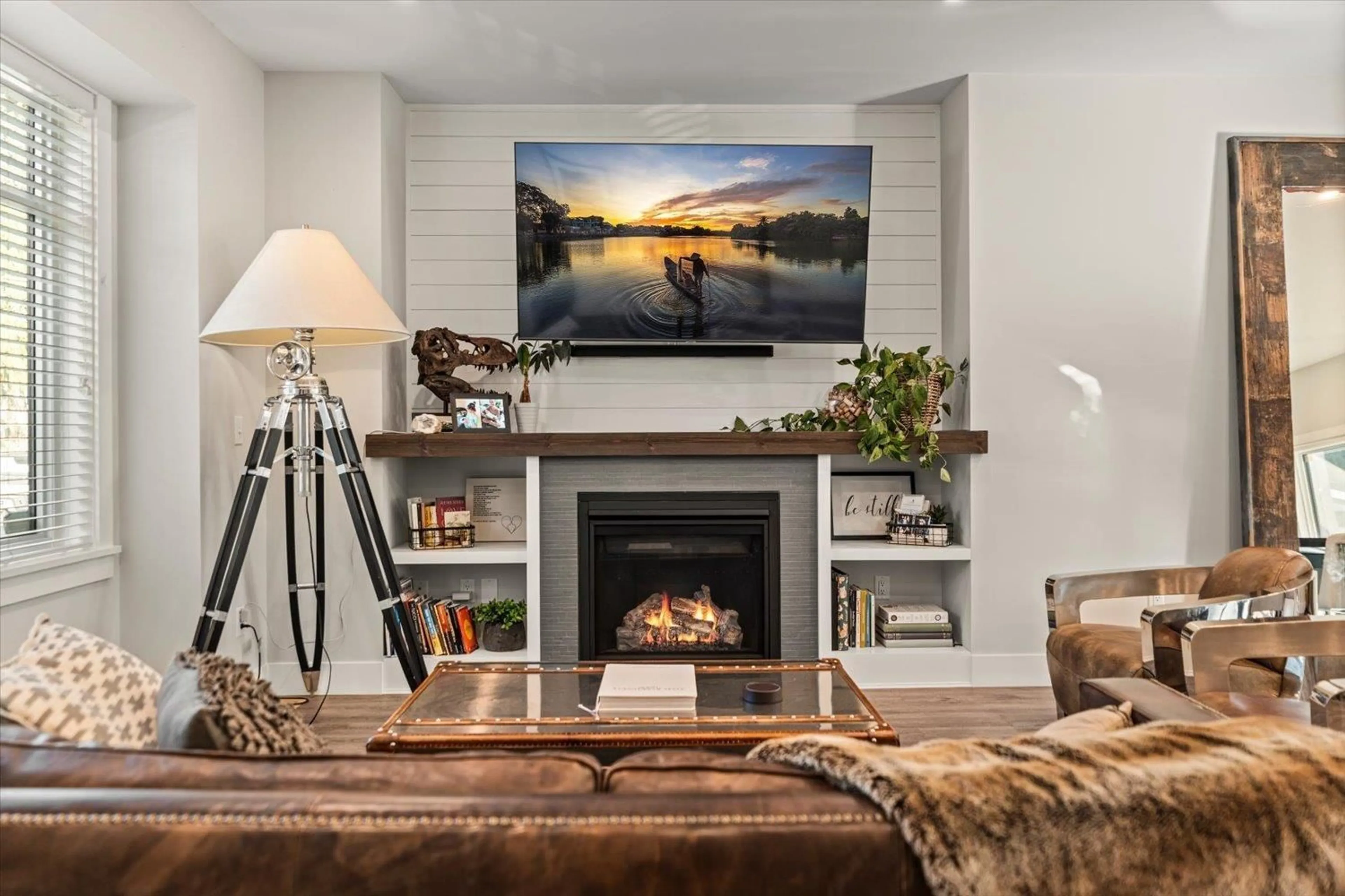 Living room with furniture, wood/laminate floor for 34110 LARCH STREET, Abbotsford British Columbia V2S0K4