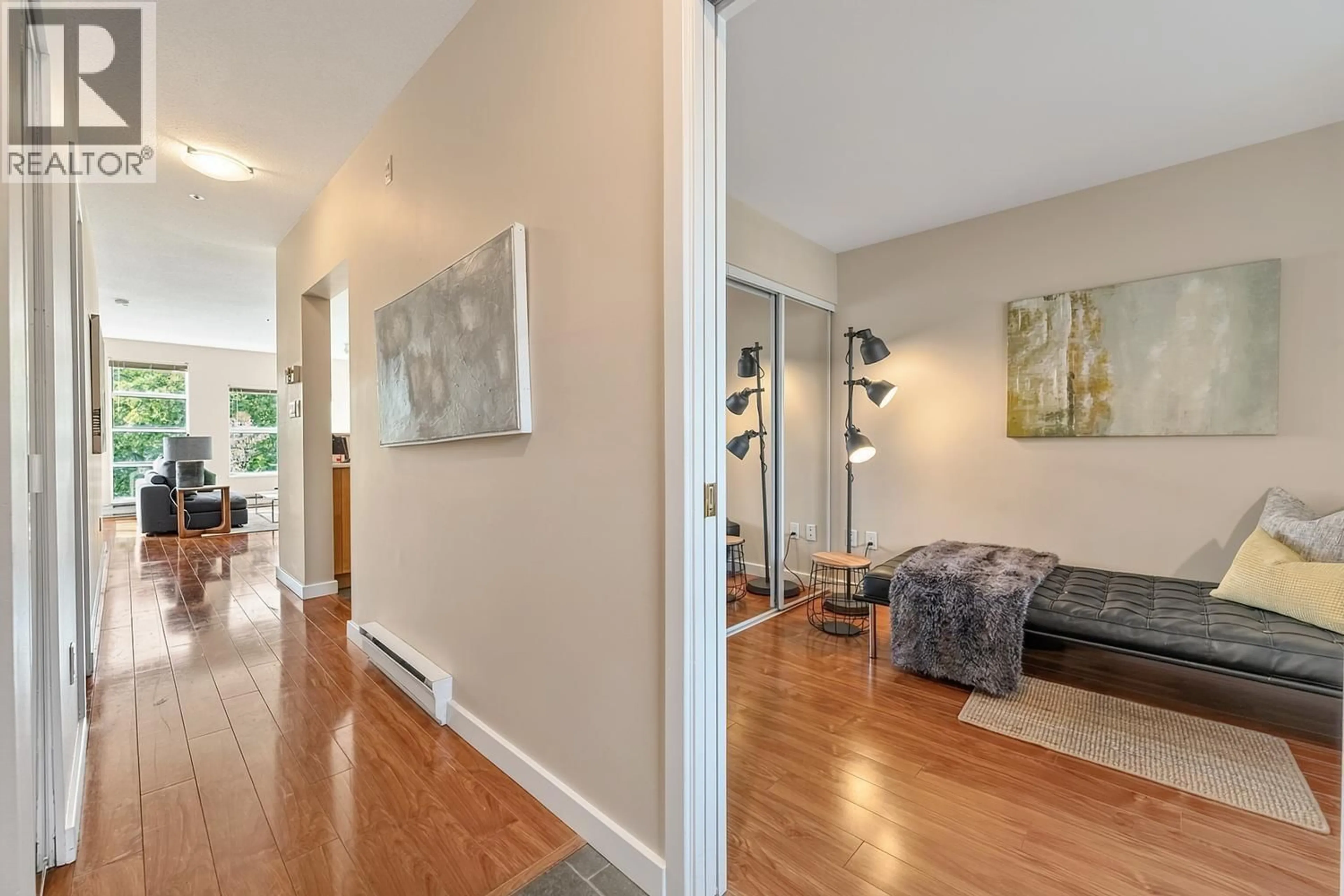 Indoor entryway for 302 - 2020 KENT AVENUE, Vancouver British Columbia V5P4X5