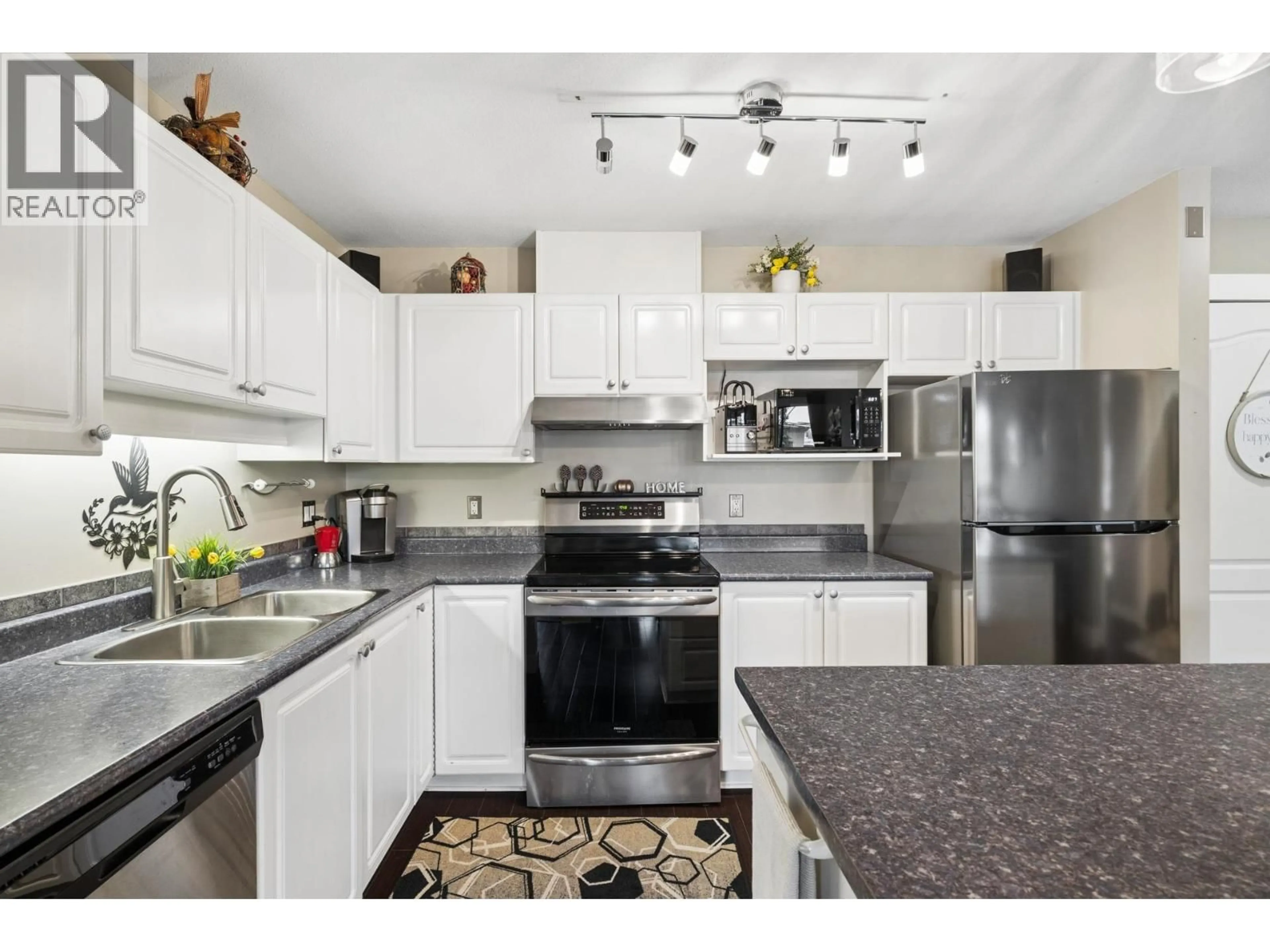 Standard kitchen, unknown for 414 - 2968 BURLINGTON DRIVE, Coquitlam British Columbia V3B7N4