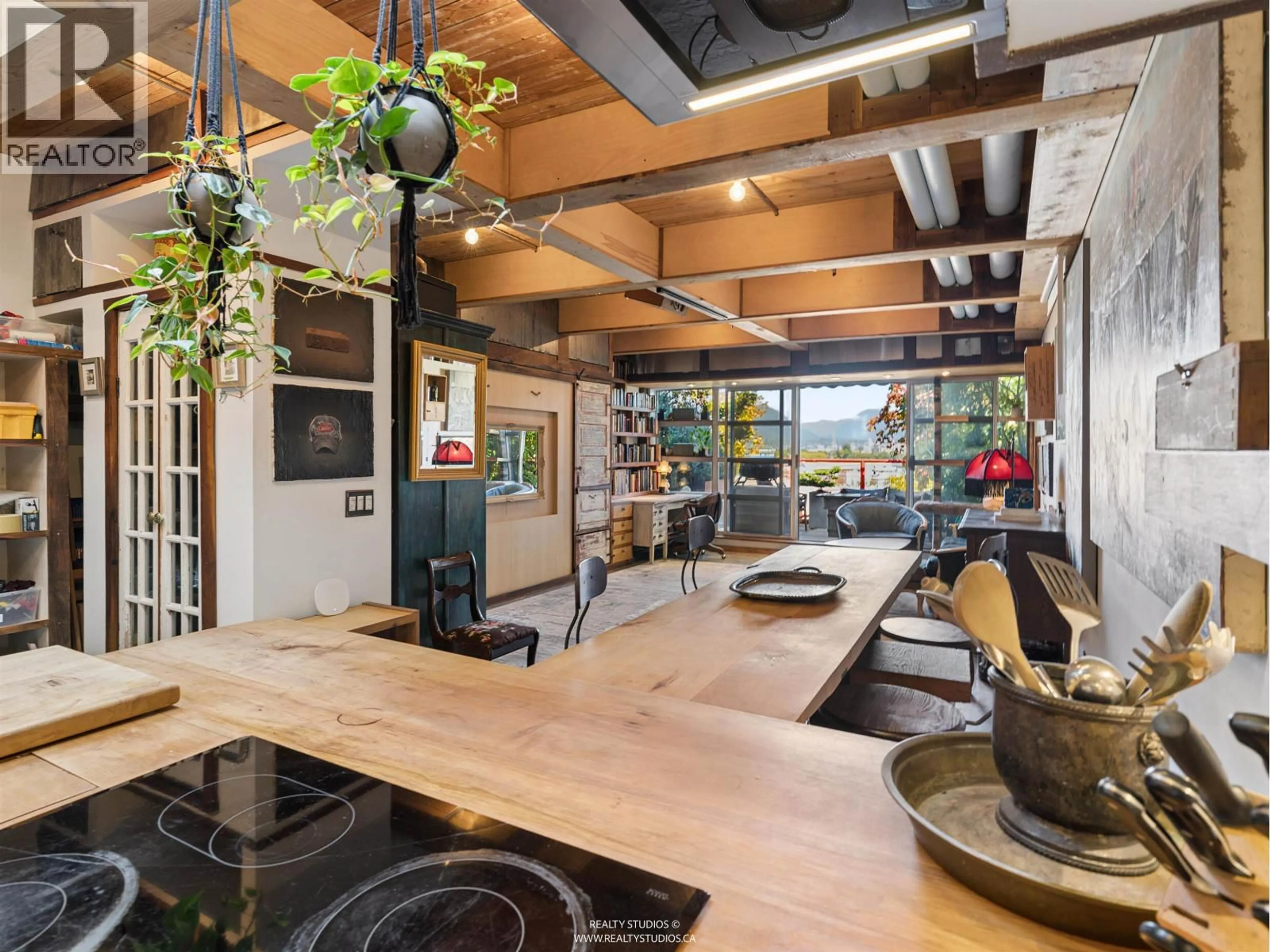 Open concept kitchen, unknown for 418 - 350 2ND AVENUE, Vancouver British Columbia V5T4R8