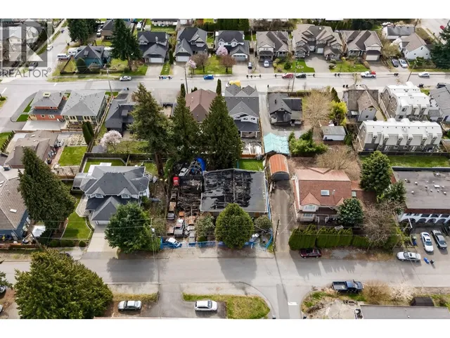 1114 HACHEY AVENUE, Coquitlam 2