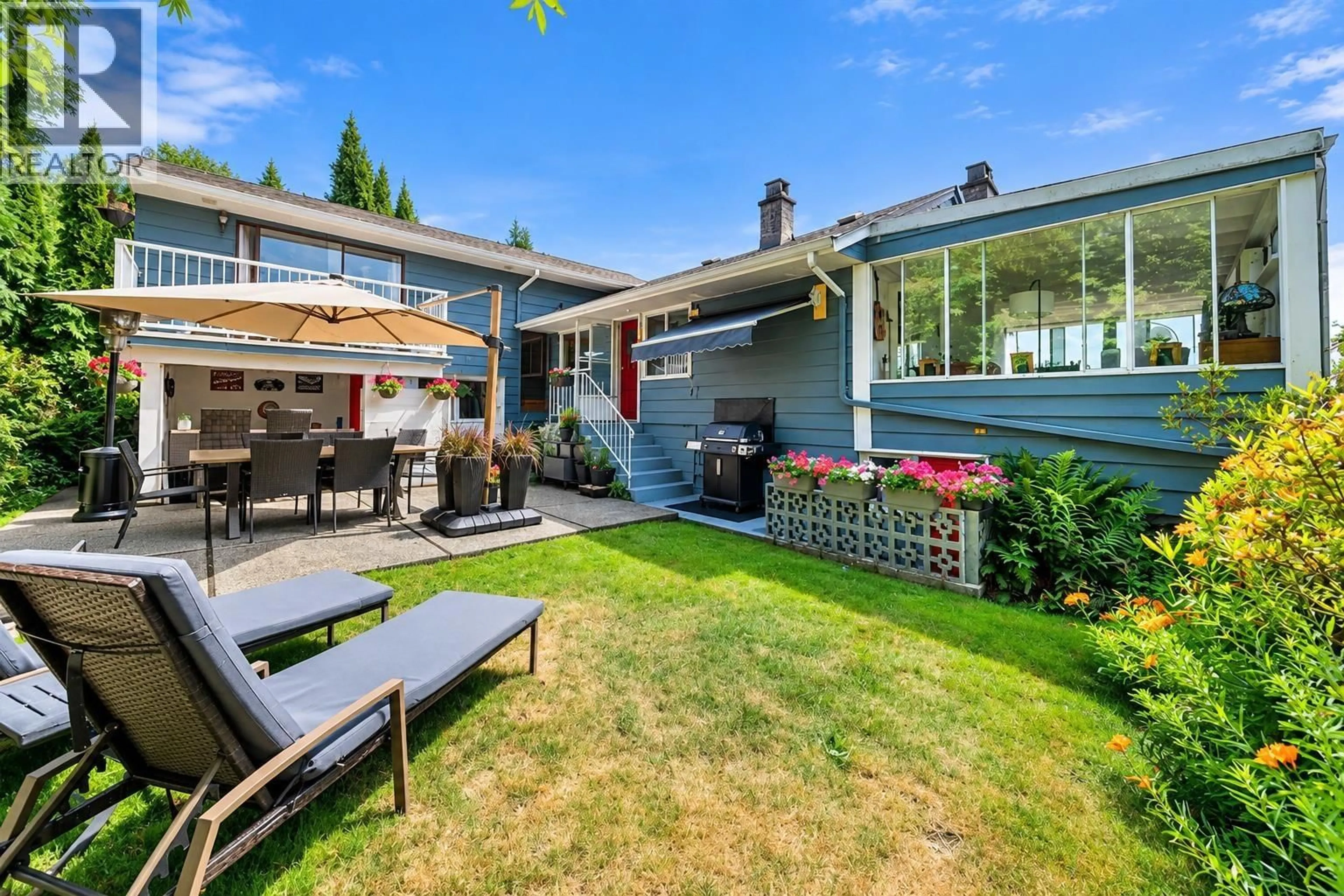Patio, unknown for 674 BLUERIDGE AVENUE, North Vancouver British Columbia V7R2J3