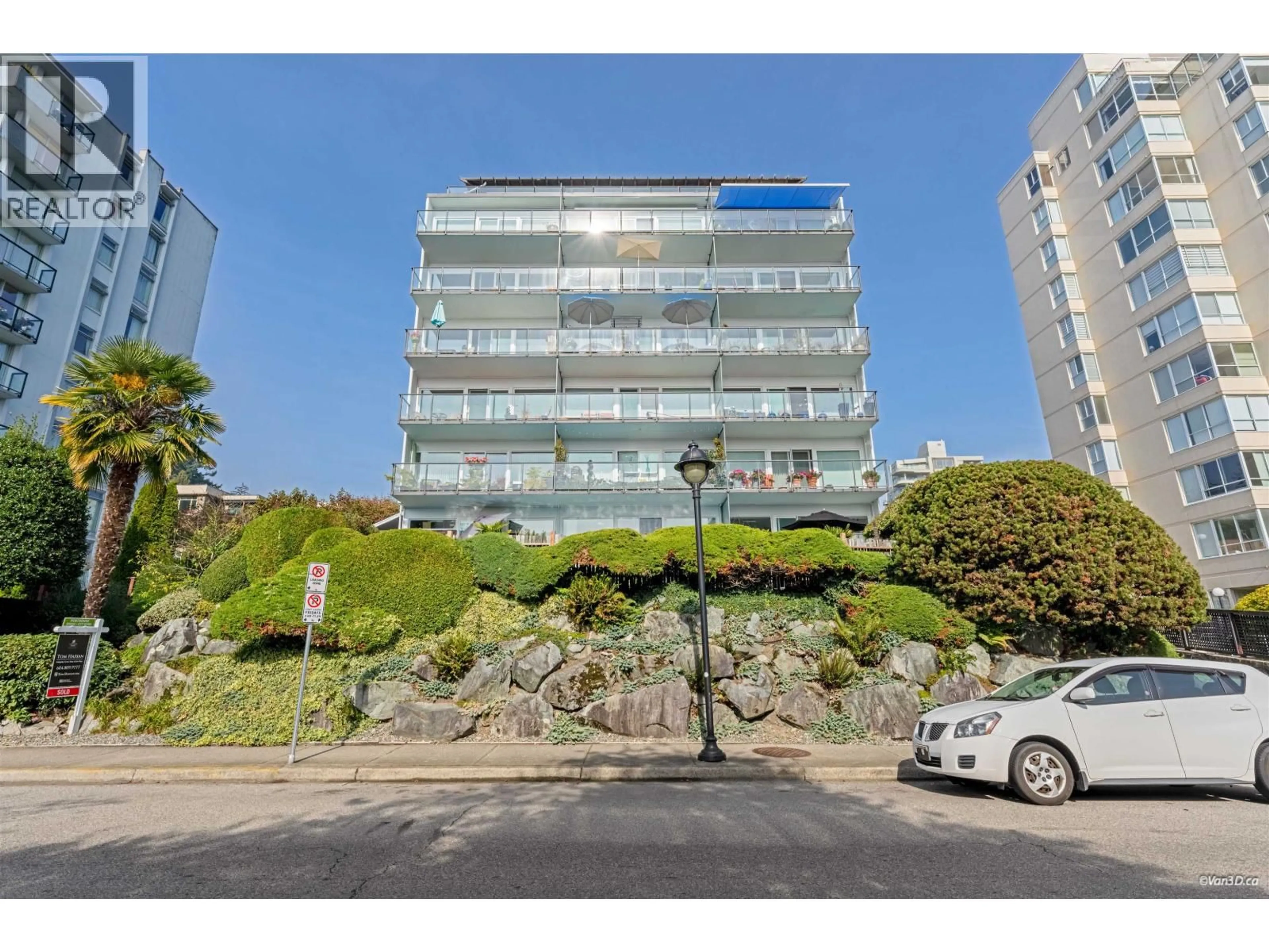 Unknown for 403 - 1845 BELLEVUE AVENUE, West Vancouver British Columbia V7V1B2