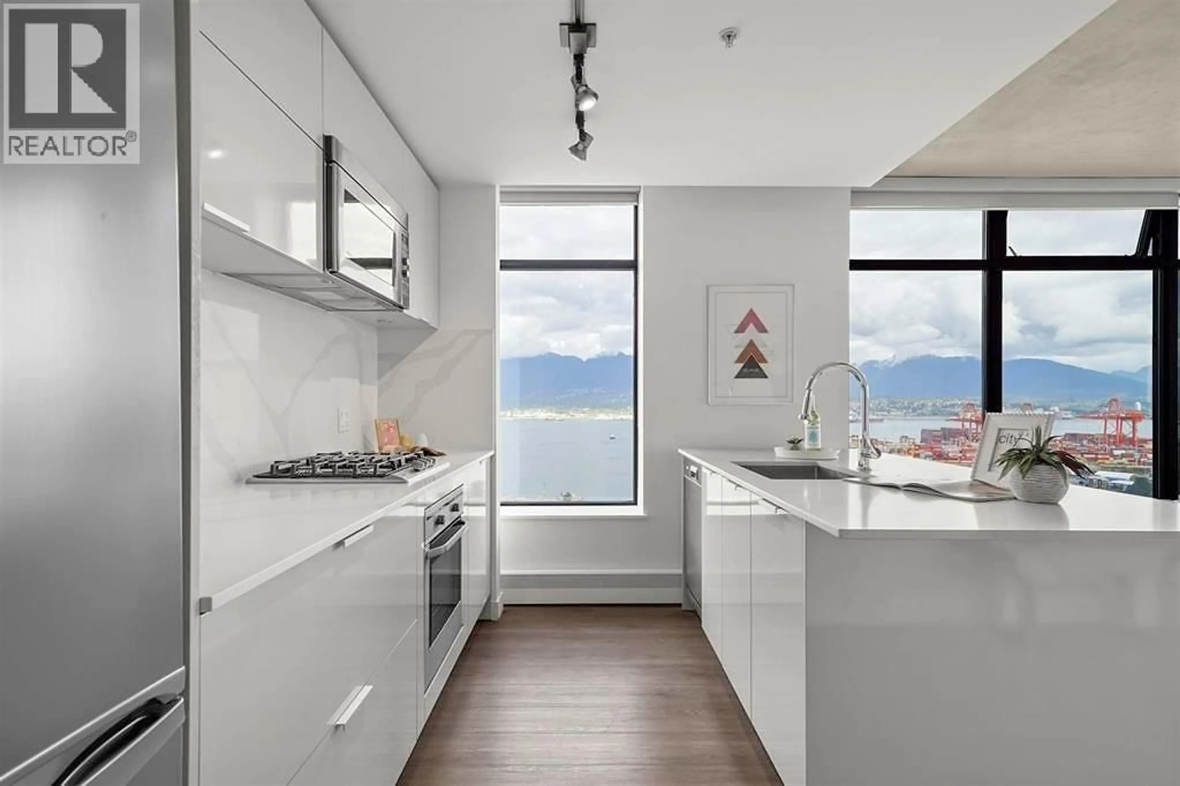 Contemporary kitchen, unknown for 2201 - 108 CORDOVA STREET, Vancouver British Columbia V6B0G5