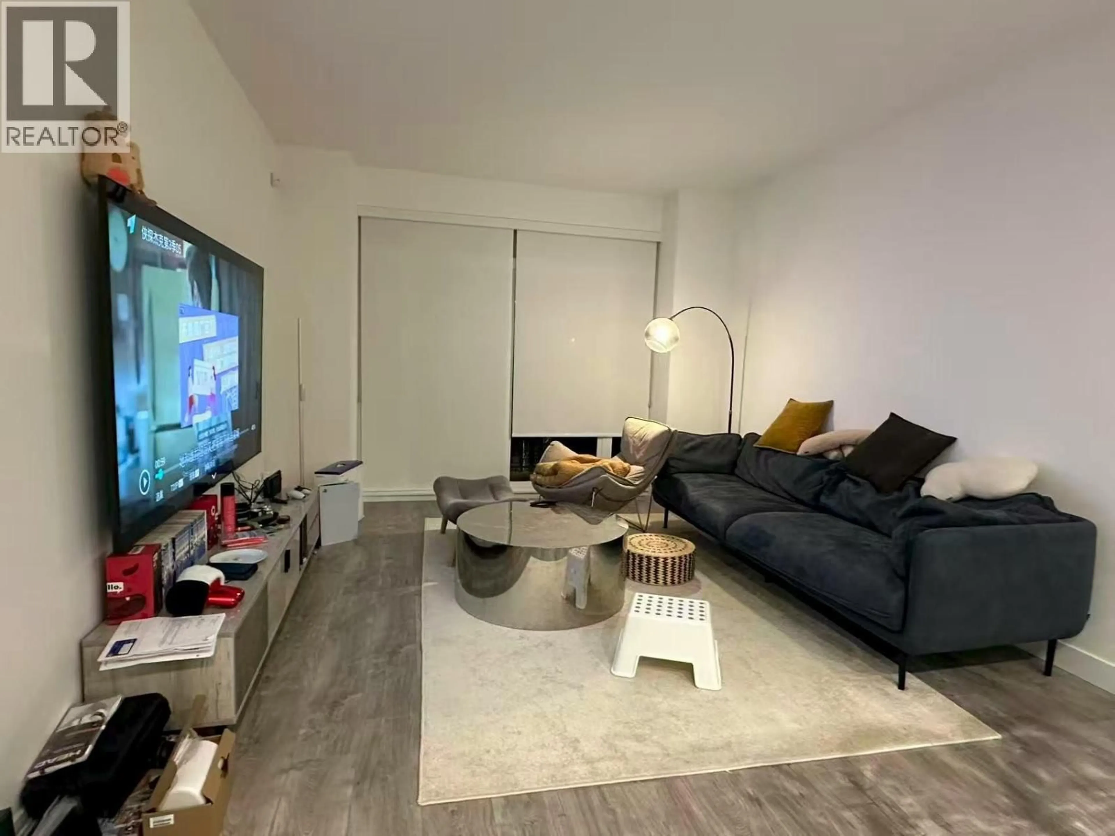 Living room with furniture, unknown for 13 - 3868 NORFOLK STREET, Burnaby British Columbia V5G1E5