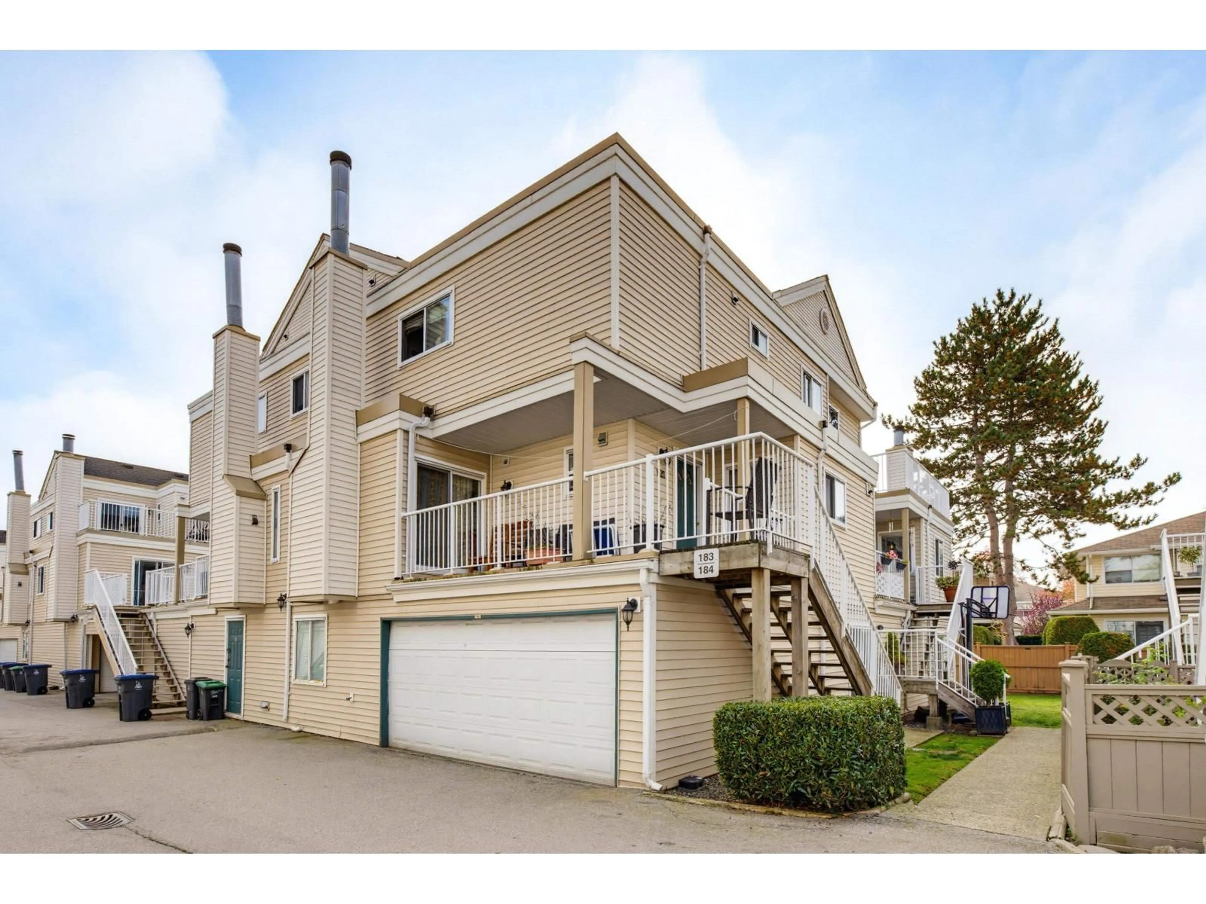 Unknown for 183 - 10077 156 STREET, Surrey British Columbia V3R4L6