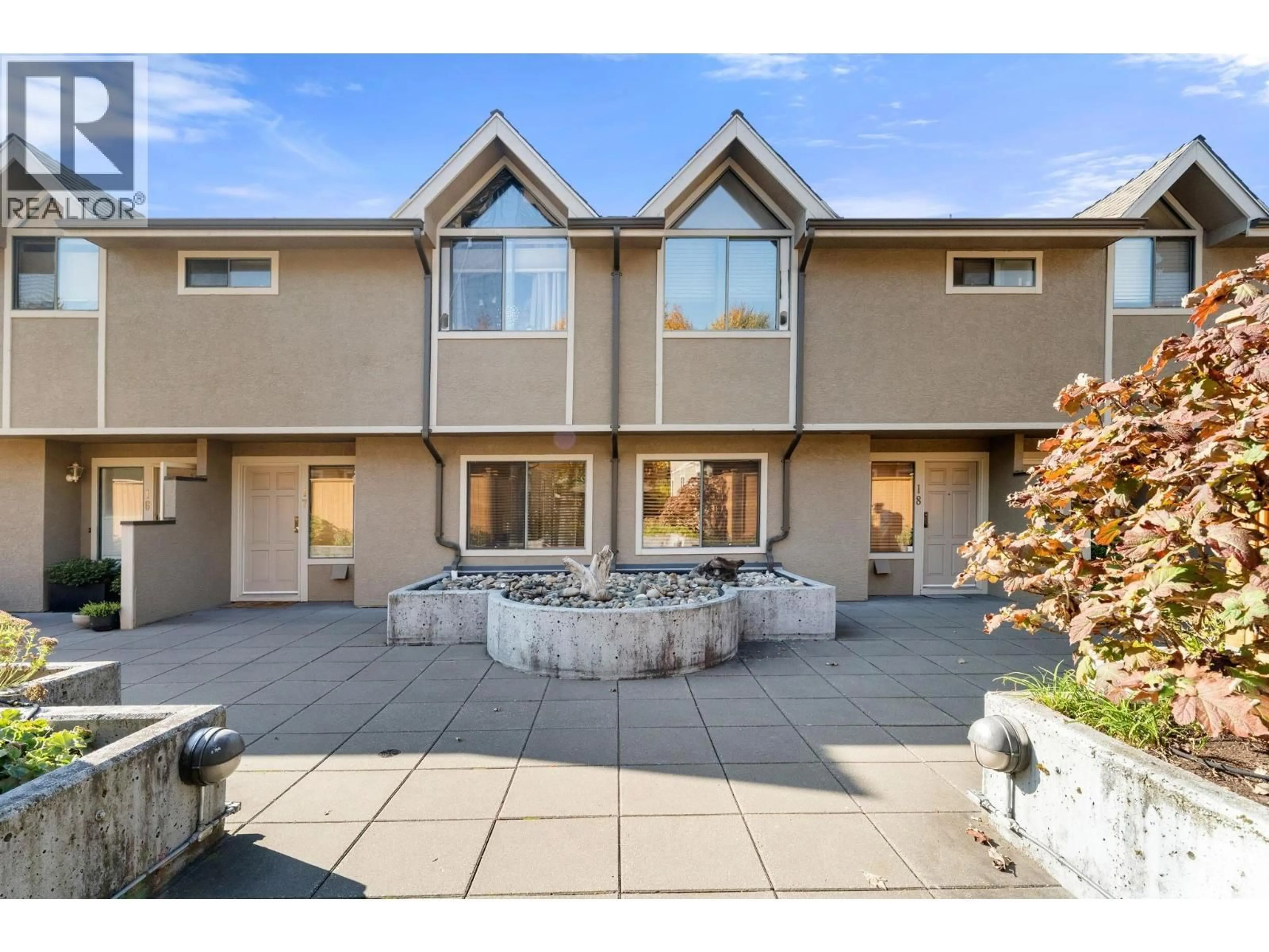 Unknown for 19 - 2133 ST GEORGE'S AVENUE, North Vancouver British Columbia V7L3K5