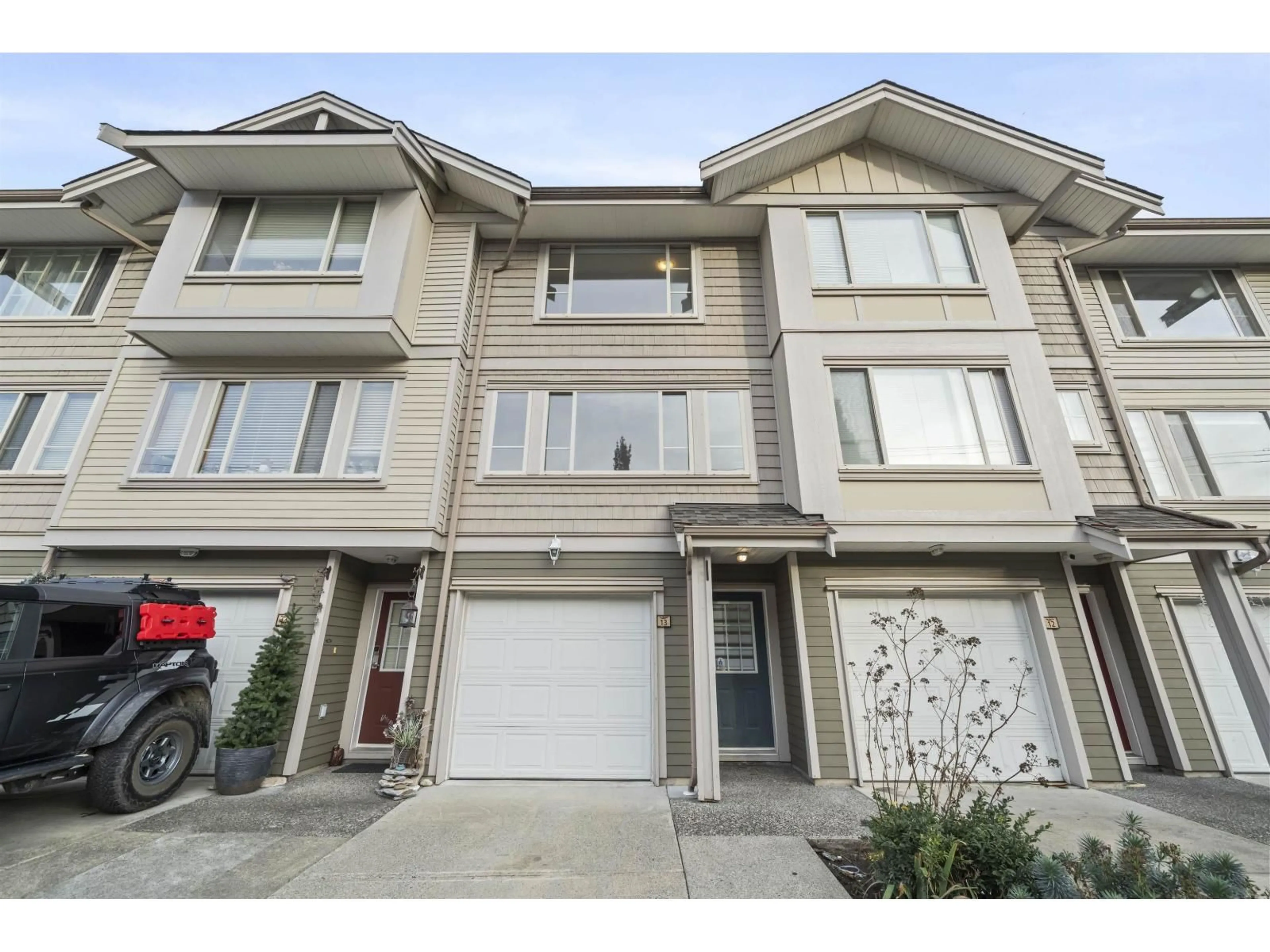 Unknown for 13 - 5388 201A STREET, Langley British Columbia V3A1S6
