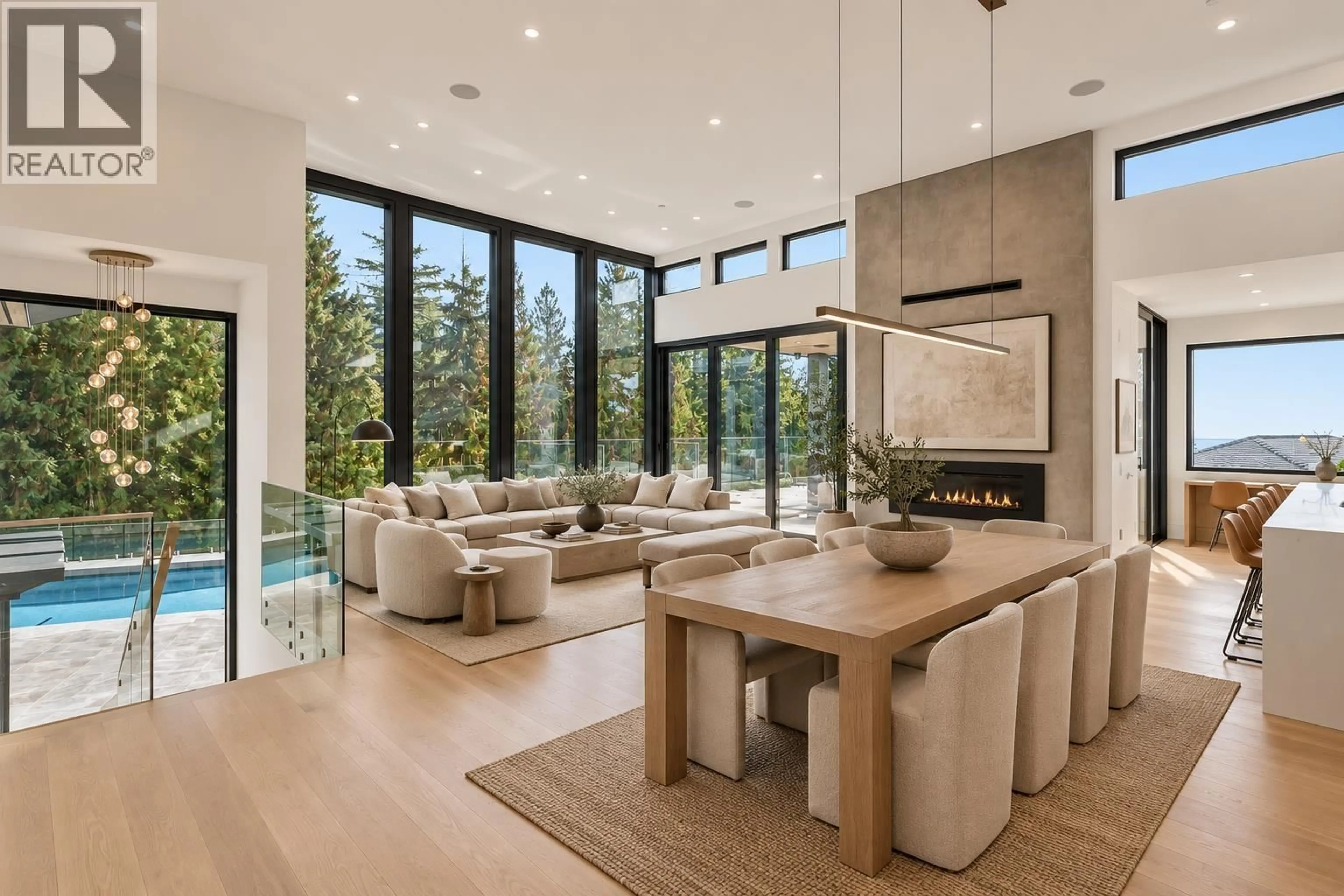 Unknown for 645 BALLANTREE ROAD, West Vancouver British Columbia V7S1W4