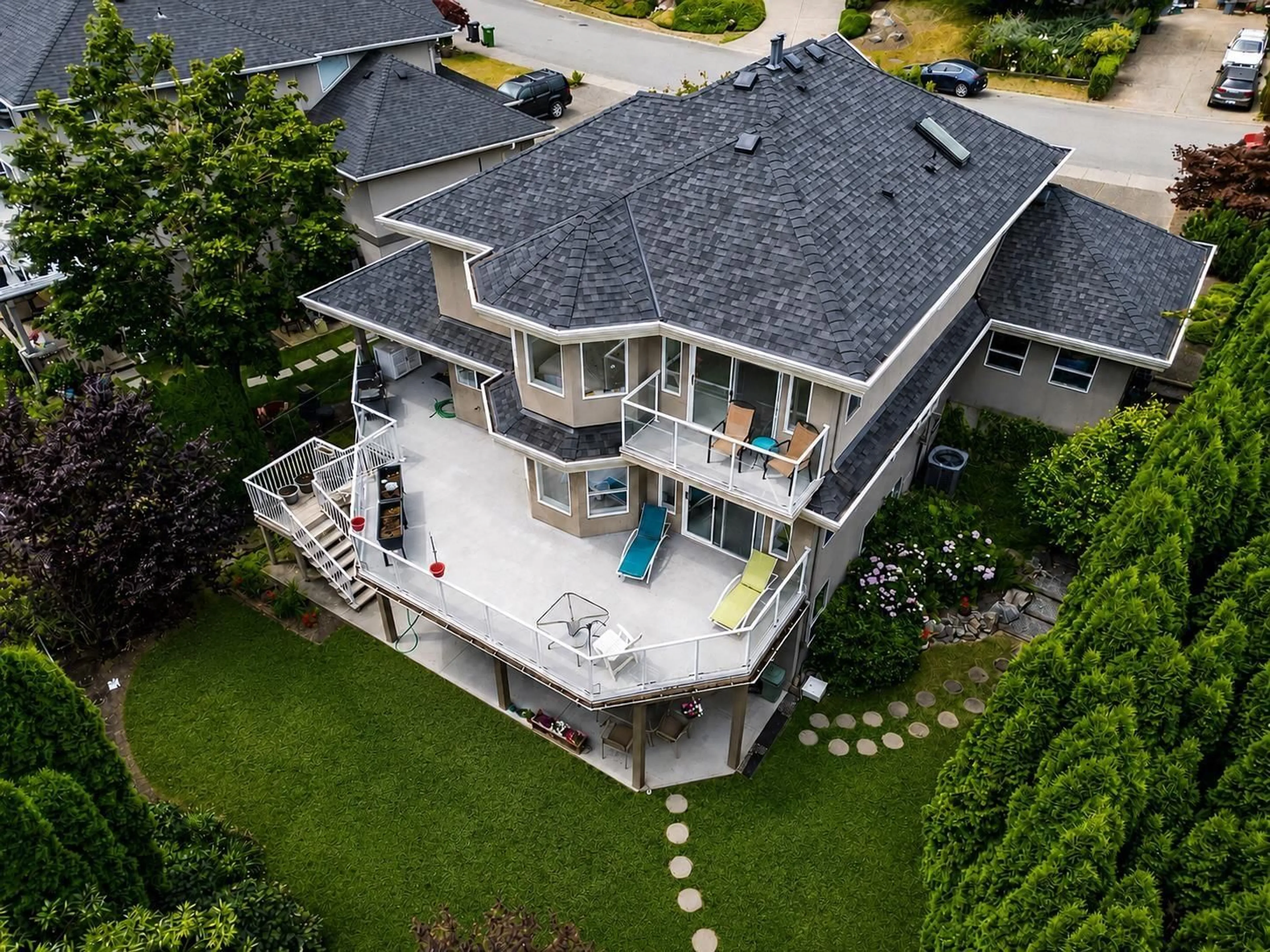 A pic from outside/outdoor area/front of a property/back of a property/a pic from drone, water/lake/river/ocean view for 35846 GRAYSTONE DRIVE, Abbotsford British Columbia V3G1K7