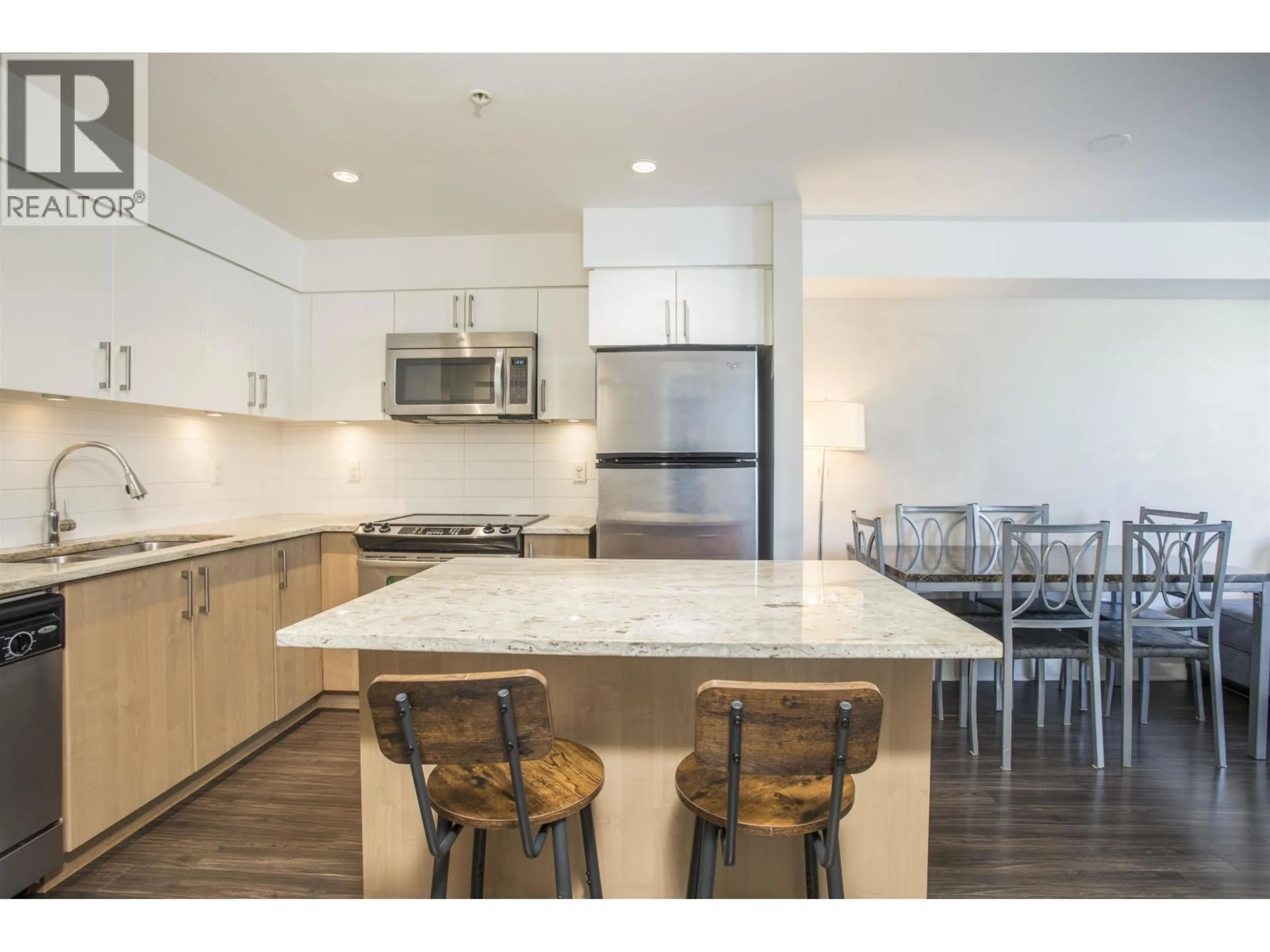 Open concept kitchen, unknown for 308 - 55 EIGHTH AVENUE, New Westminster British Columbia V3L0E8