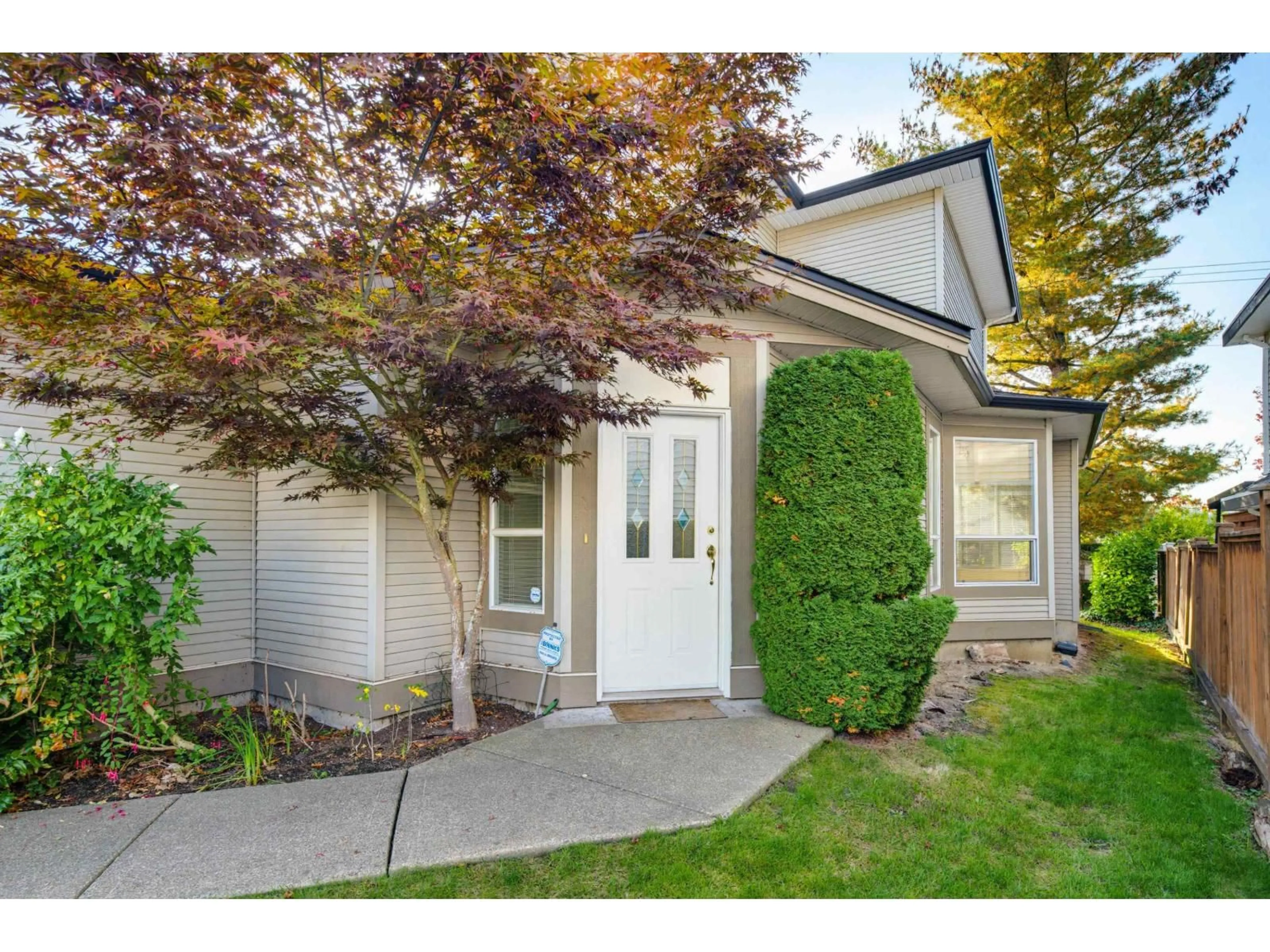 Unknown for 1 - 20881 87 AVENUE, Langley British Columbia V1M3X1
