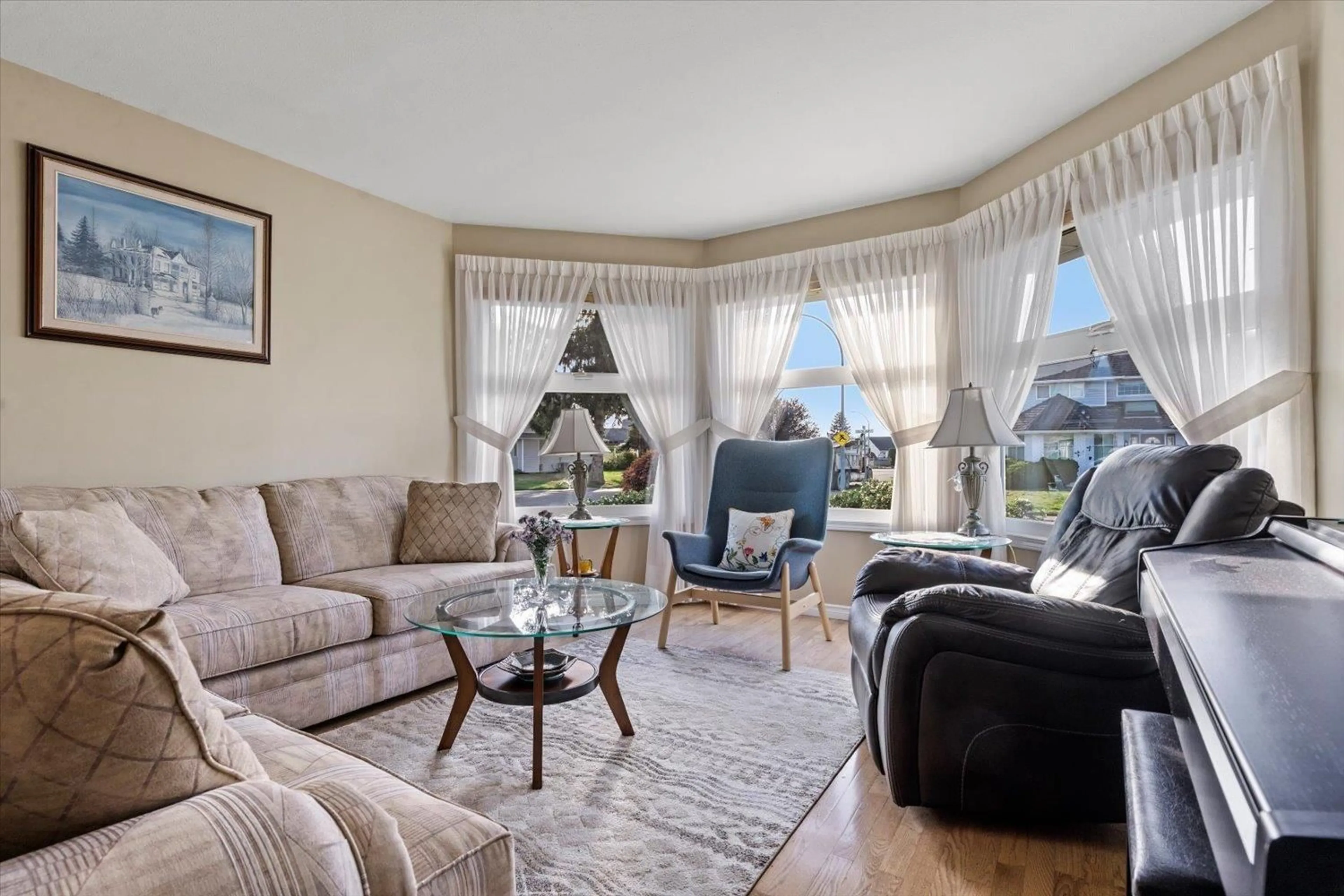 Living room with furniture, unknown for 6930 COACH LAMP DRIVE, Chilliwack British Columbia V2R2V4
