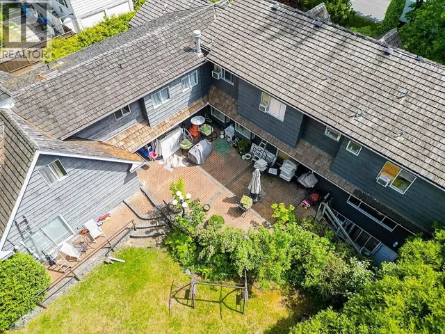 1461 49TH AVENUE, Vancouver 4