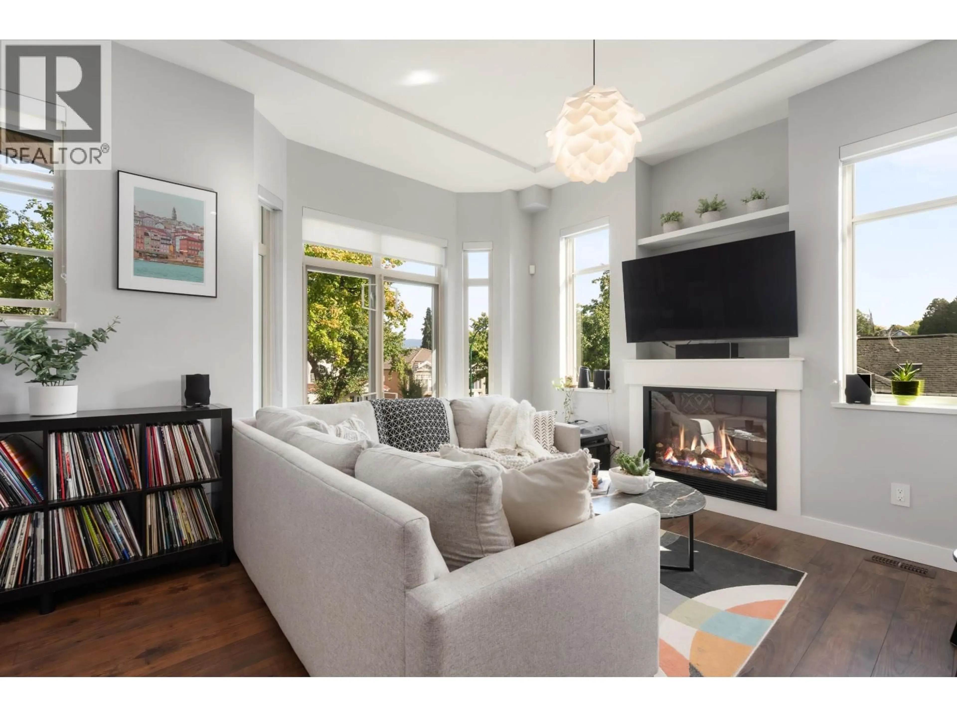 Living room with furniture, unknown for 1382 17TH AVENUE, Vancouver British Columbia V5V1C8