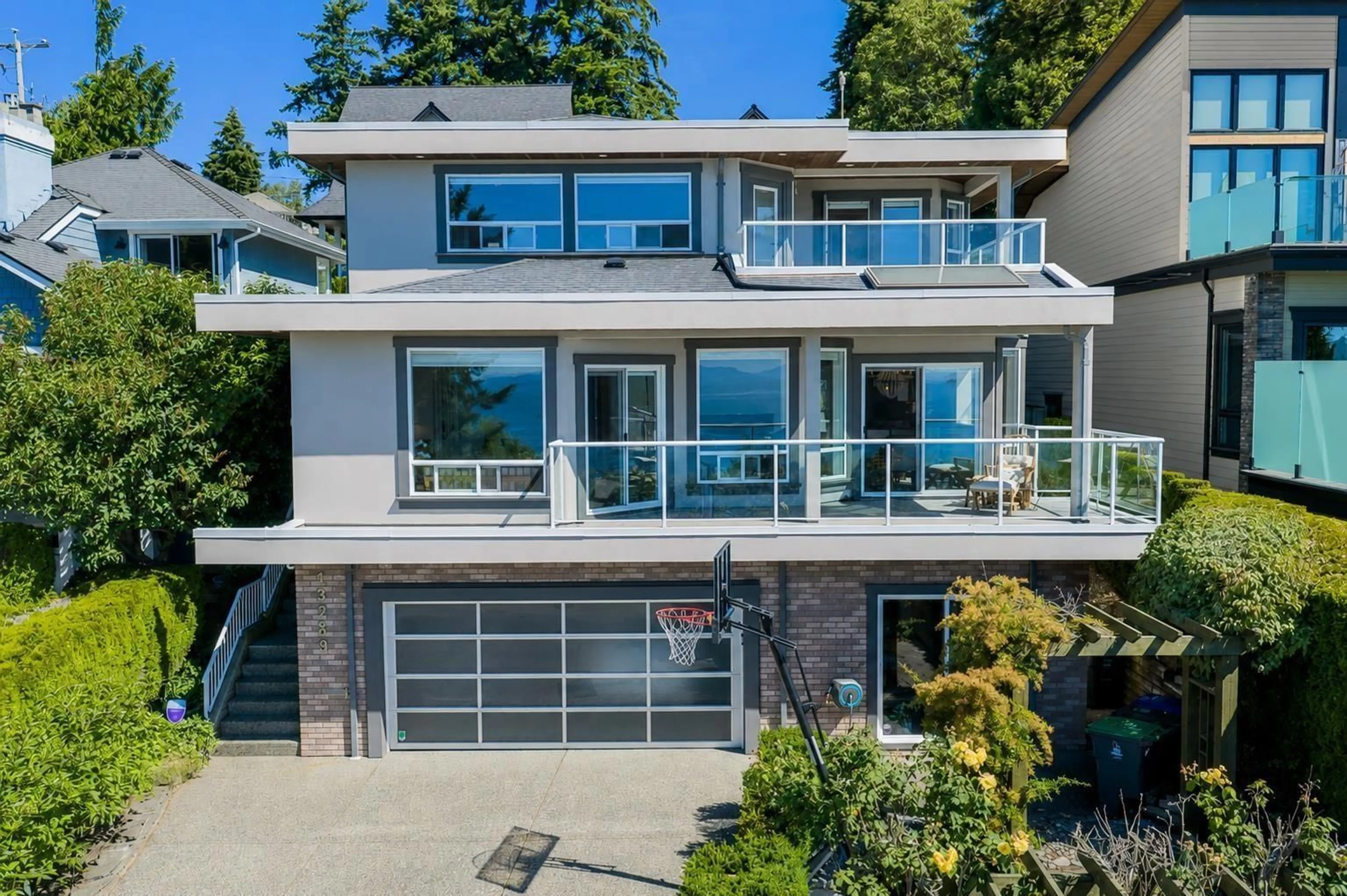 Unknown for 13289 12B AVENUE, Surrey British Columbia V4A1C2