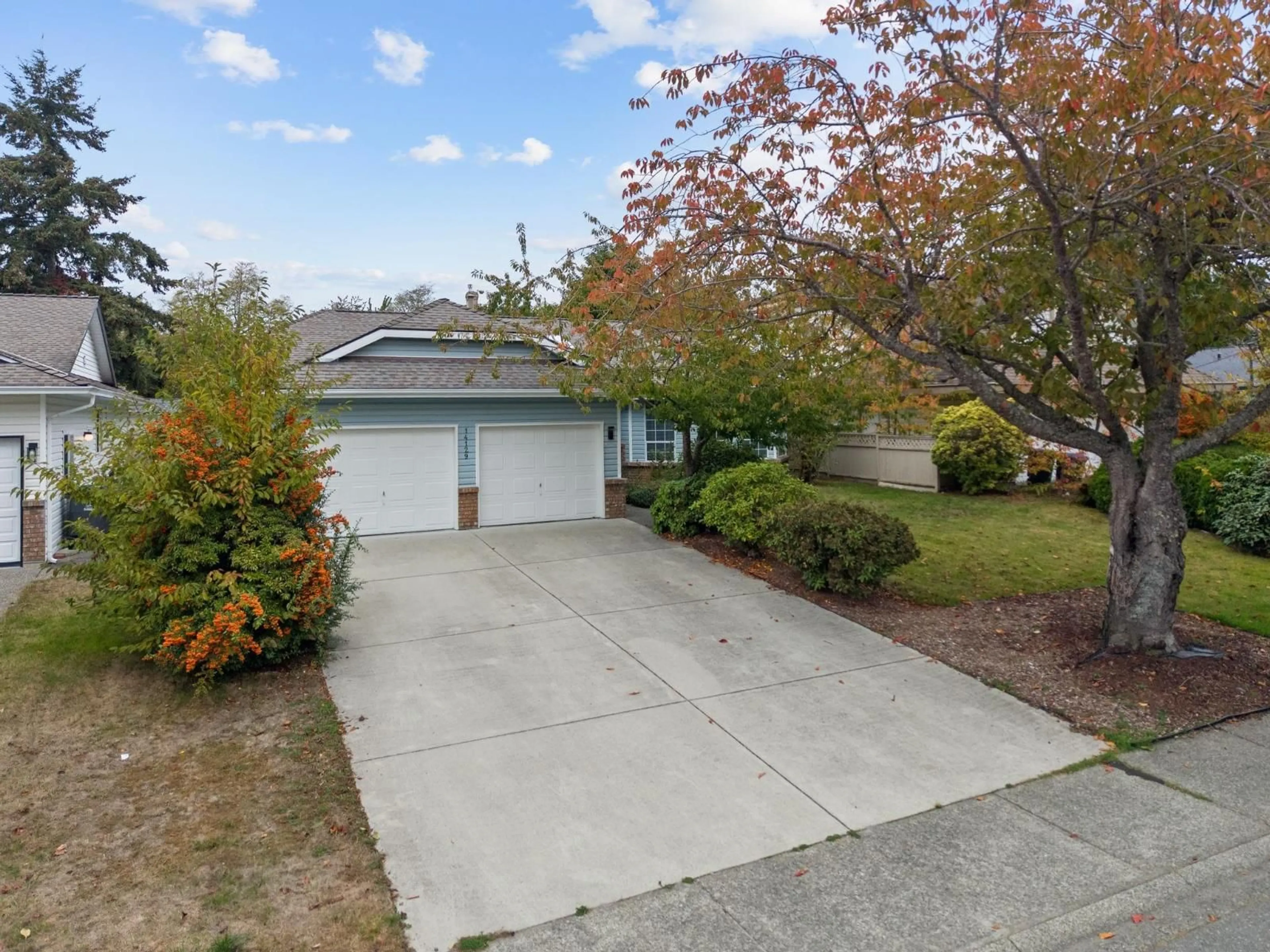 A pic from outside/outdoor area/front of a property/back of a property/a pic from drone, street for 14129 16A AVENUE, Surrey British Columbia V4A8K2