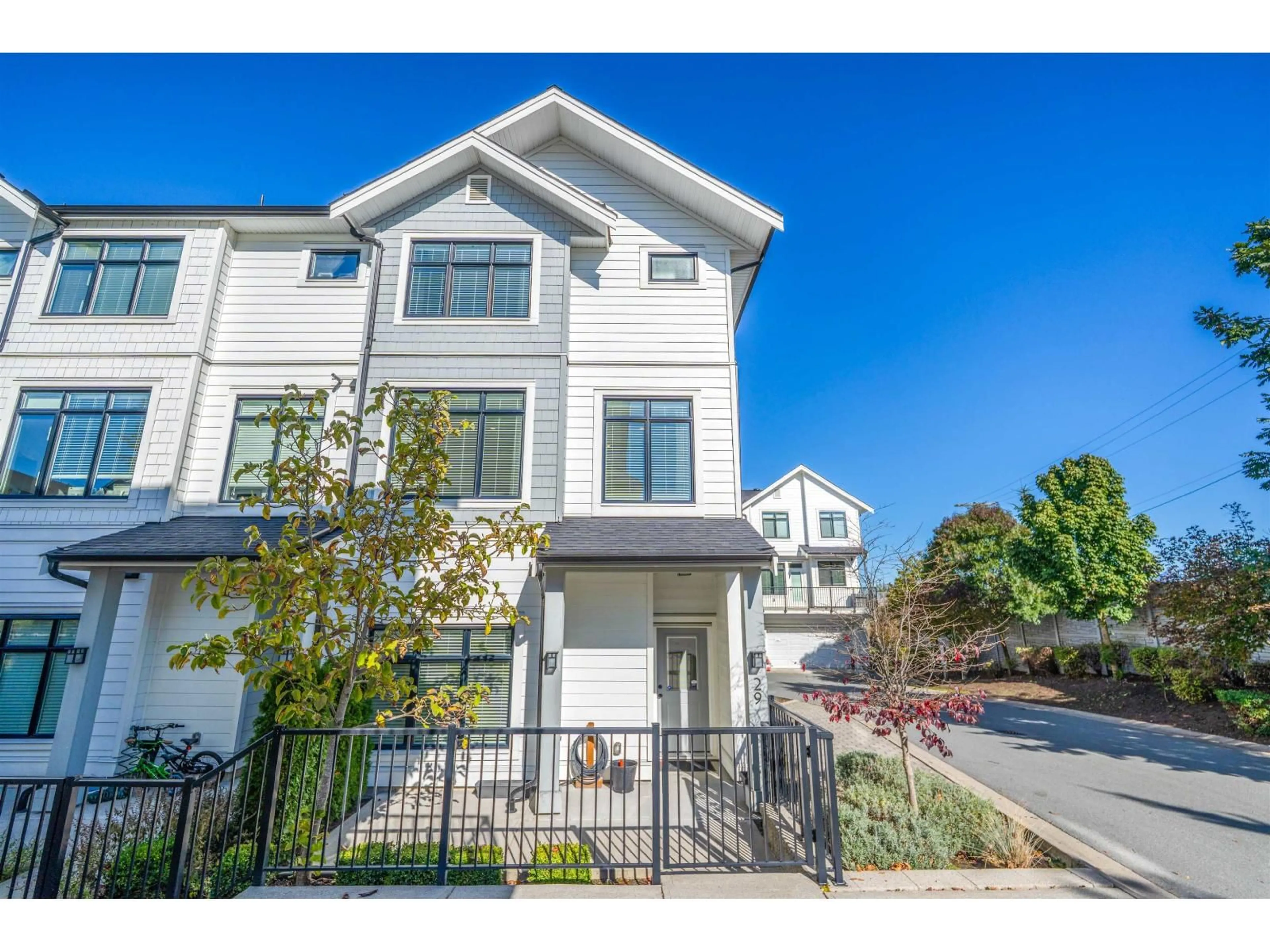 Unknown for 29 - 17557 100 AVENUE, Surrey British Columbia V4N6V5