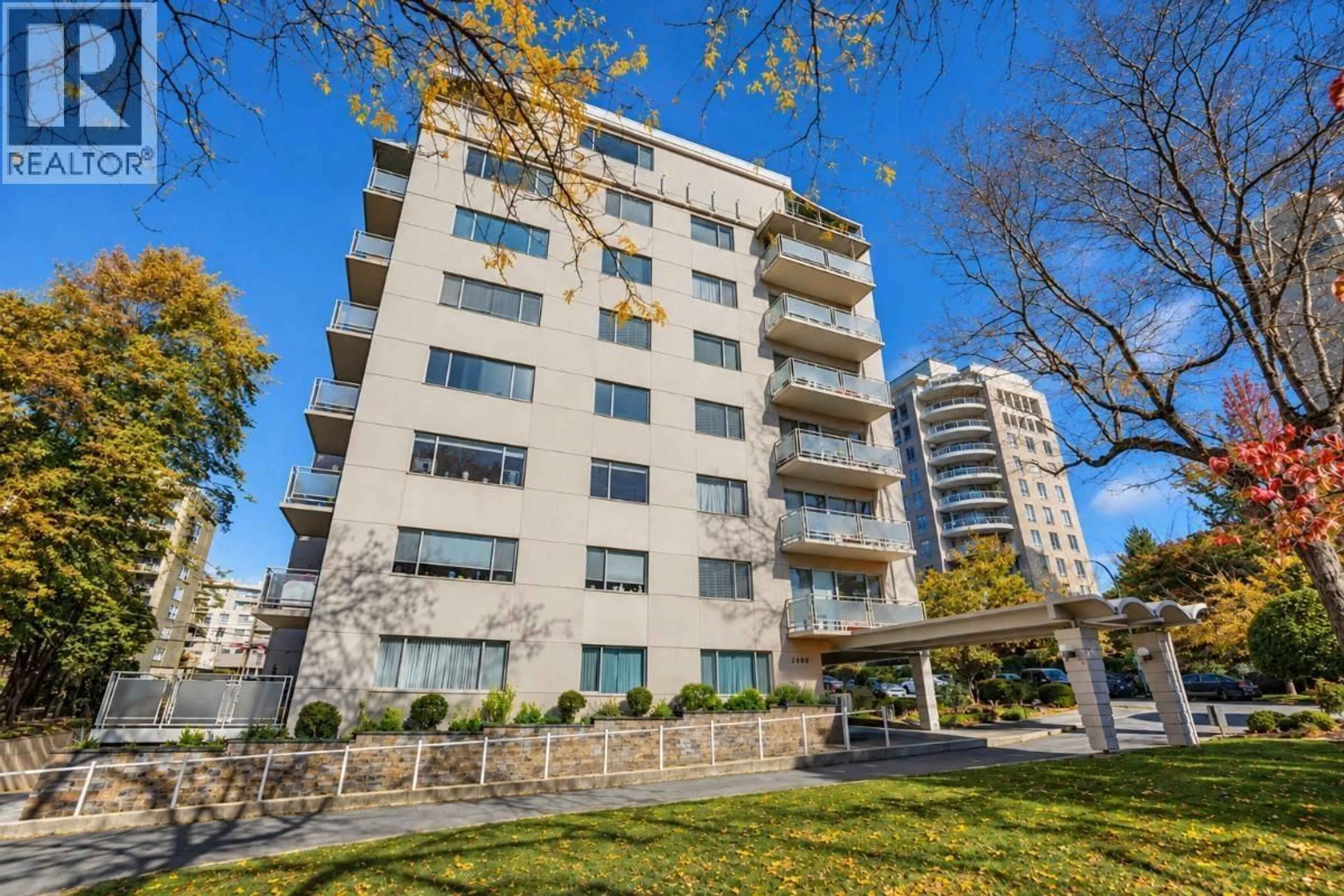 Unknown for 502 - 2409 43RD AVENUE, Vancouver British Columbia V6M2E6