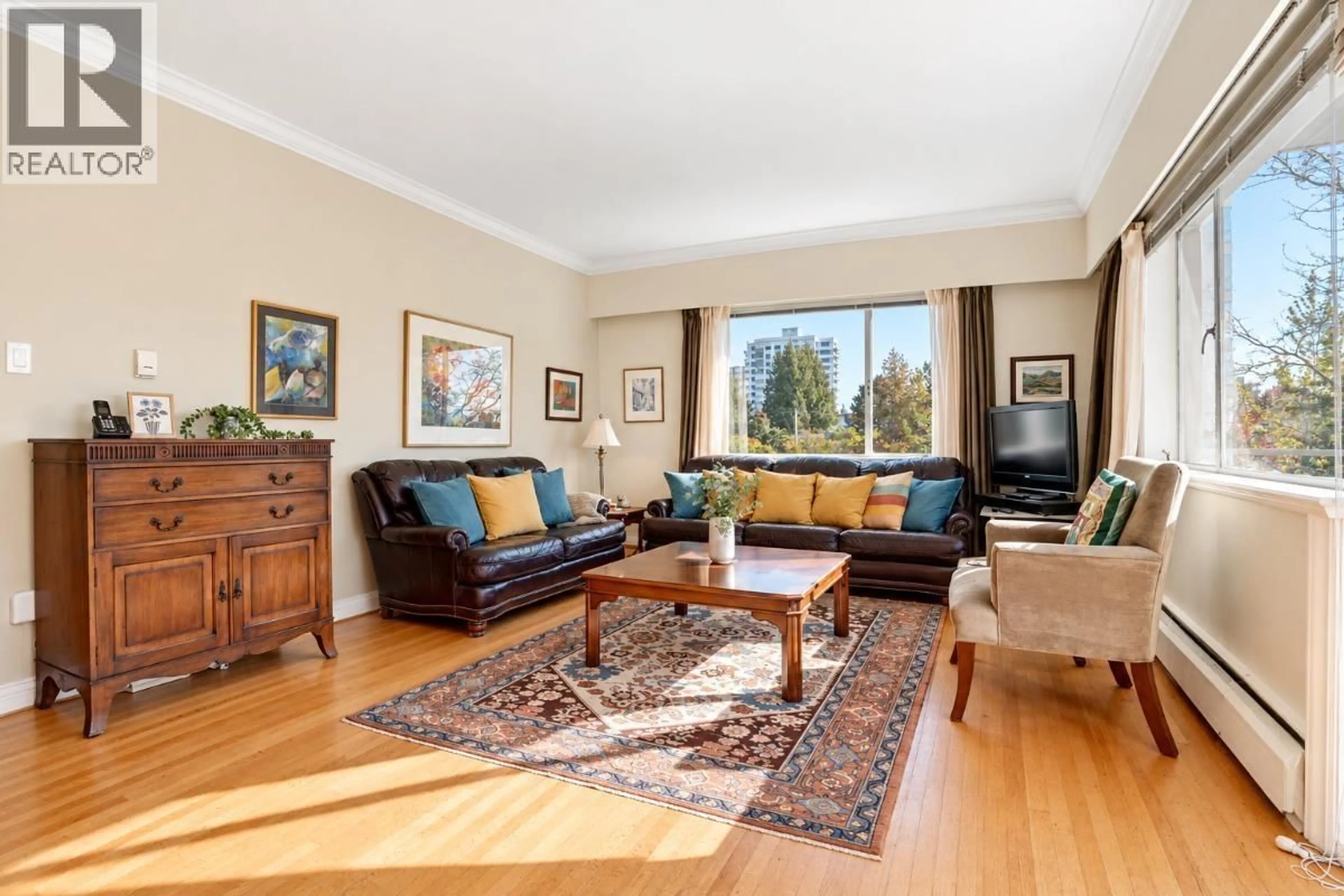 Unknown for 502 - 2409 43RD AVENUE, Vancouver British Columbia V6M2E6
