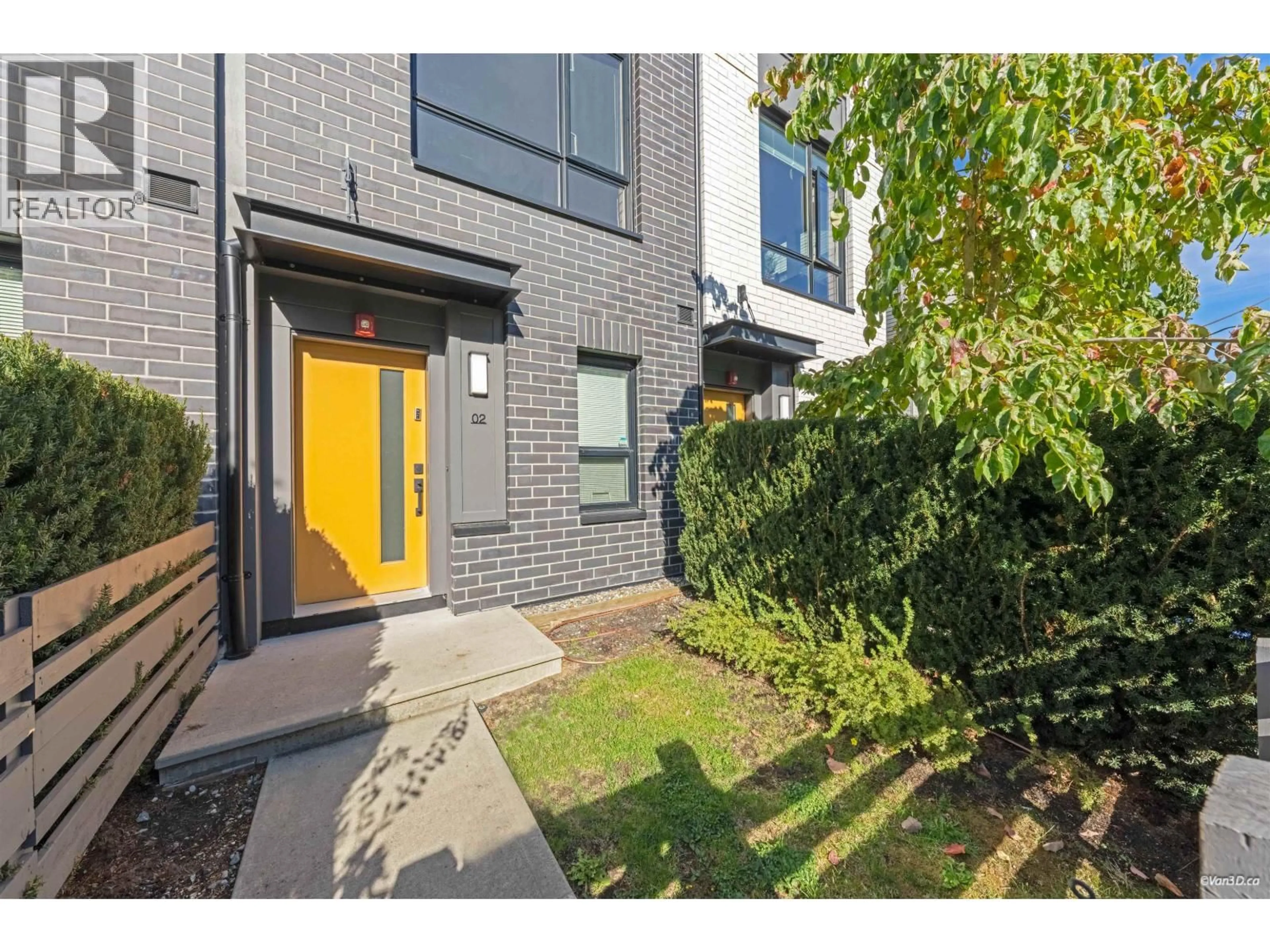 Unknown for 2 - 9739 UNIVERSITY CRESCENT, Burnaby British Columbia V5A0E8