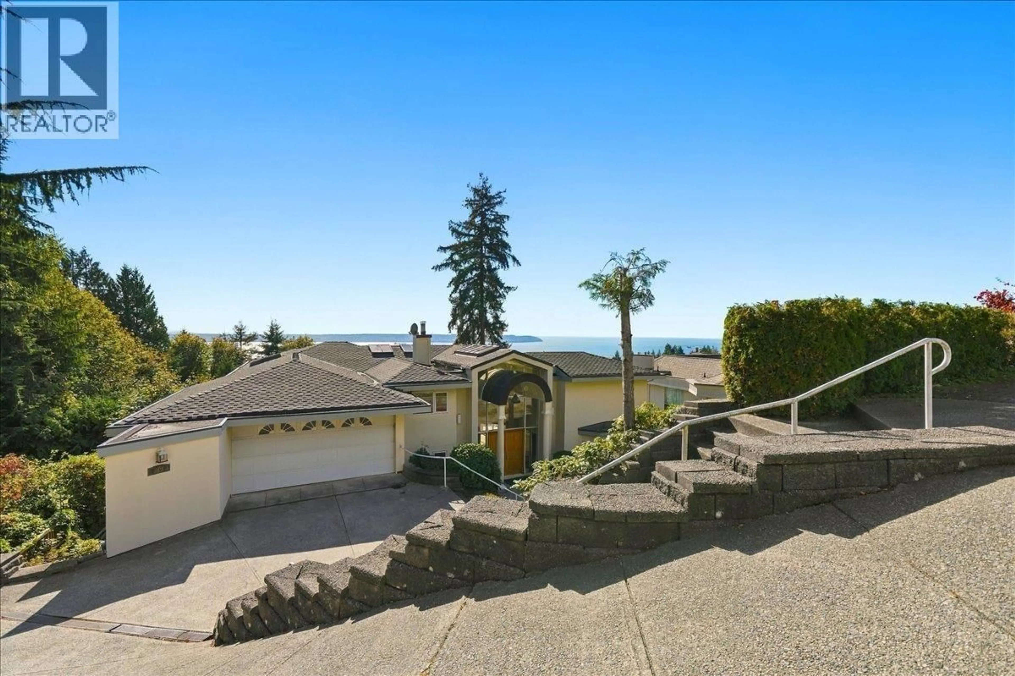 Unknown for 2790 CHELSEA CLOSE, West Vancouver British Columbia V7S3E9